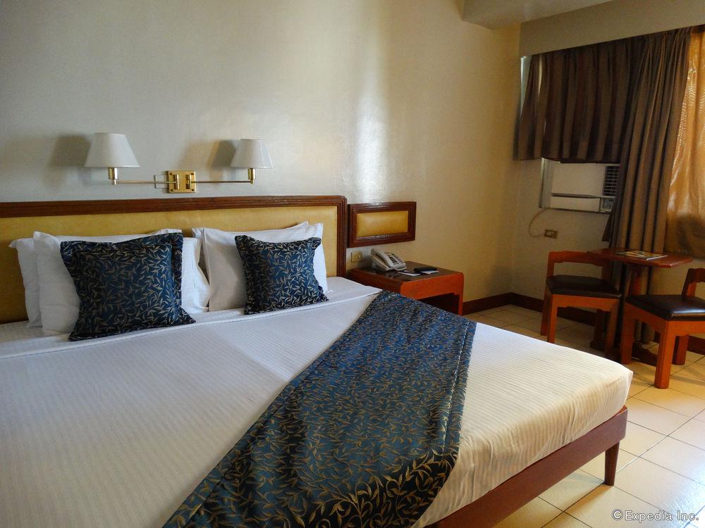 Palm Grove Hotel Manila