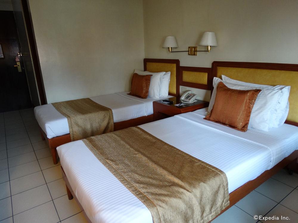 Palm Grove Hotel Manila