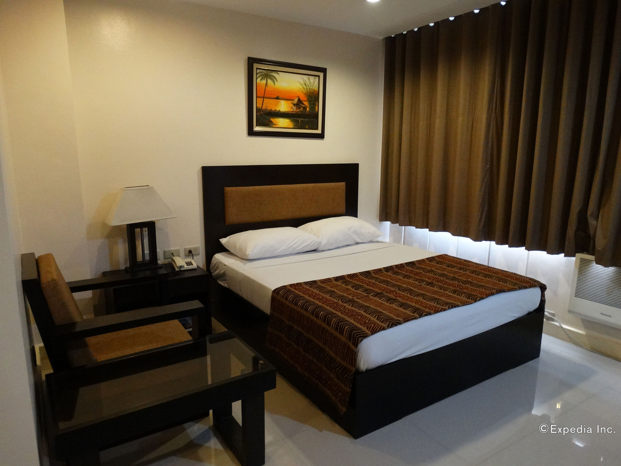 Paragon Tower Hotel
