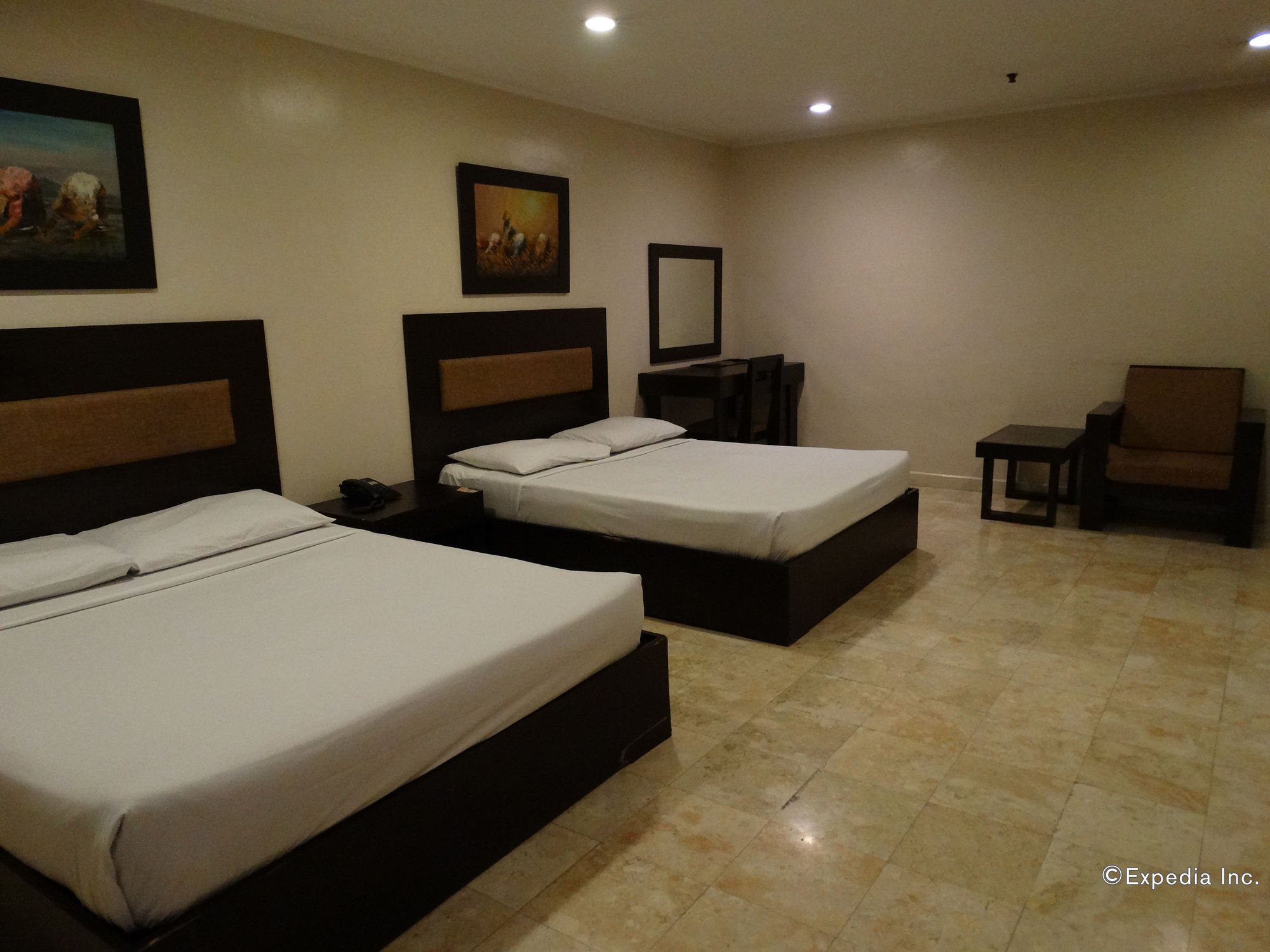Paragon Tower Hotel
