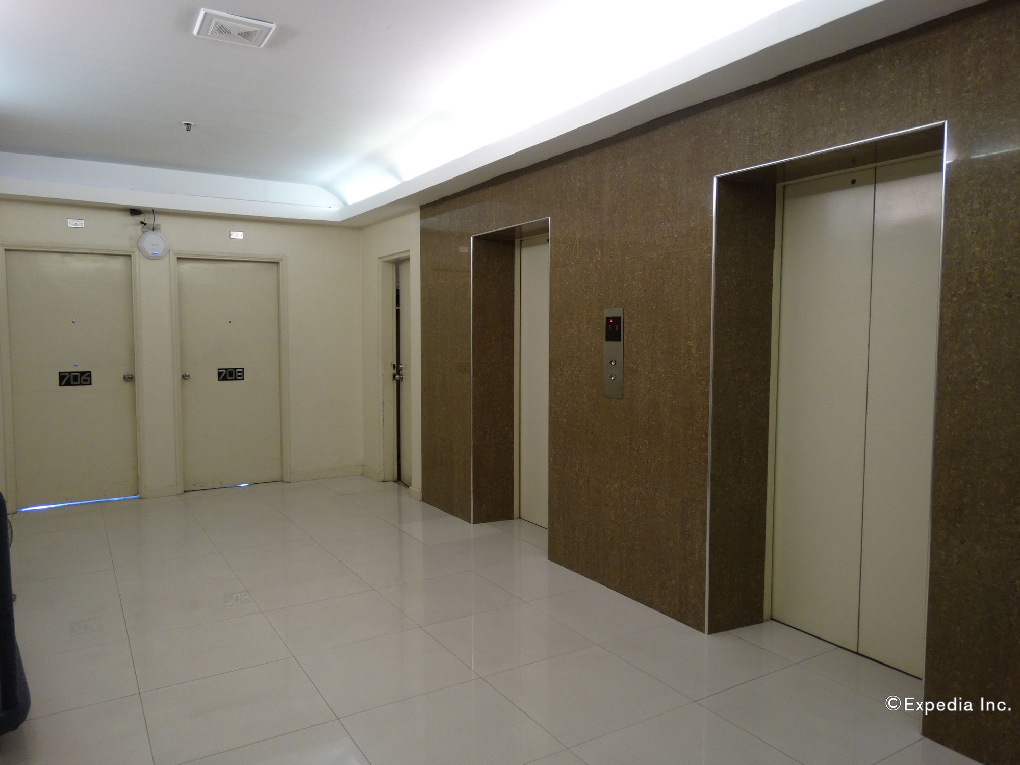 Paragon Tower Hotel