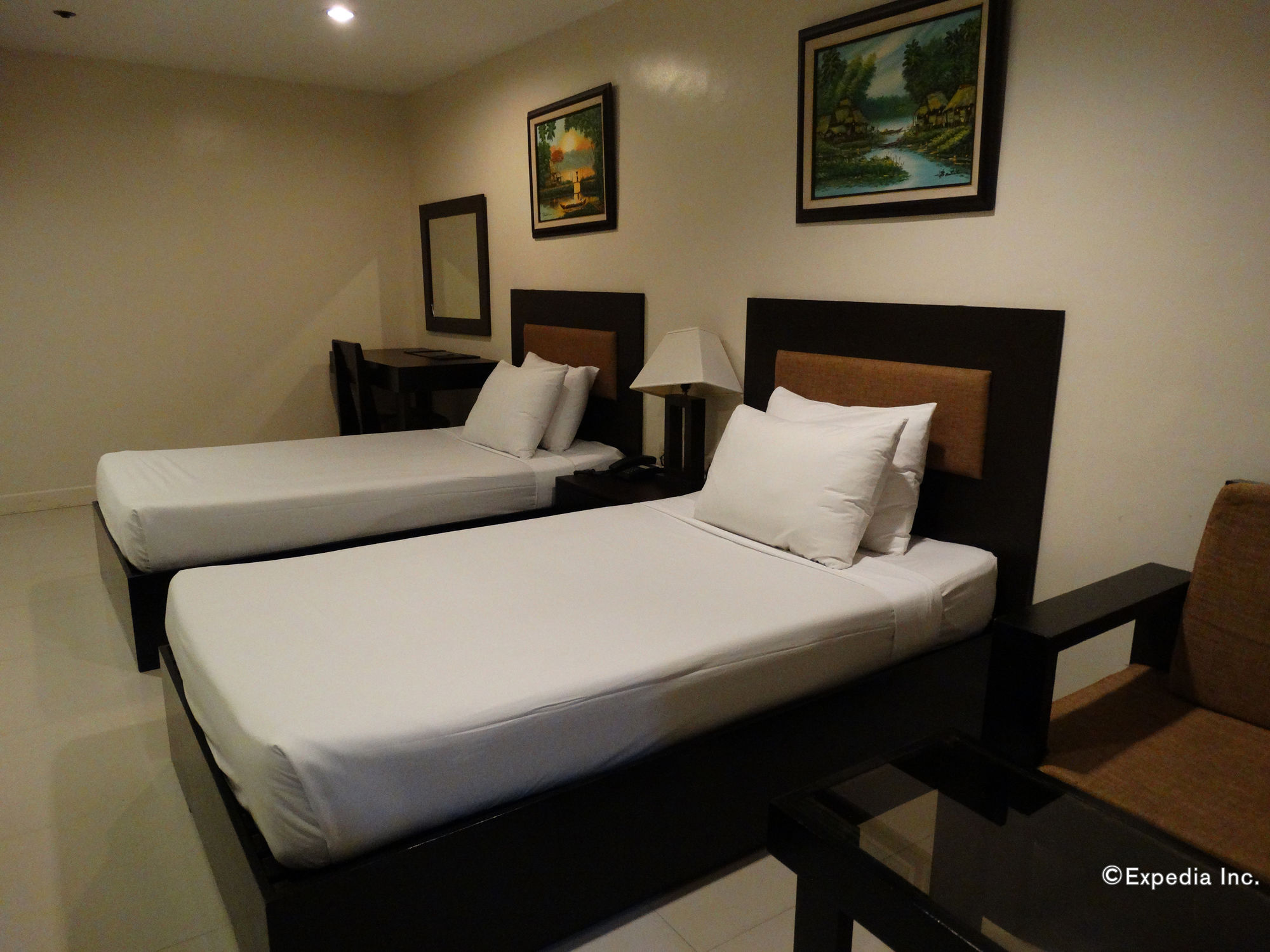 Paragon Tower Hotel