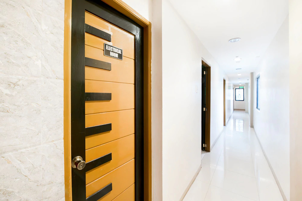 Pearl Blossom Hotel by OYO Rooms