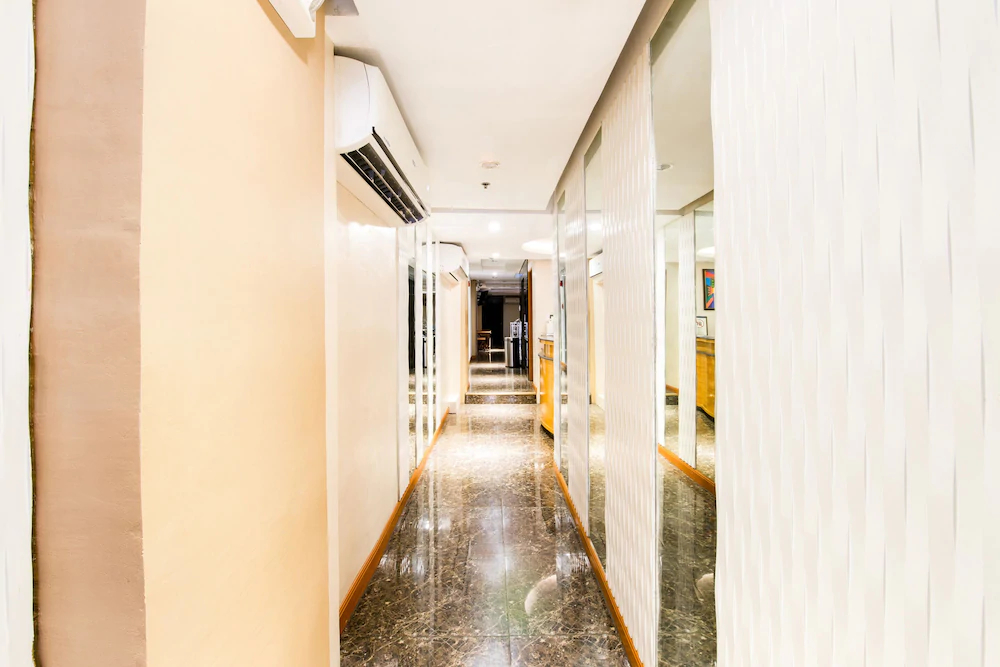 Pearl Blossom Hotel by OYO Rooms
