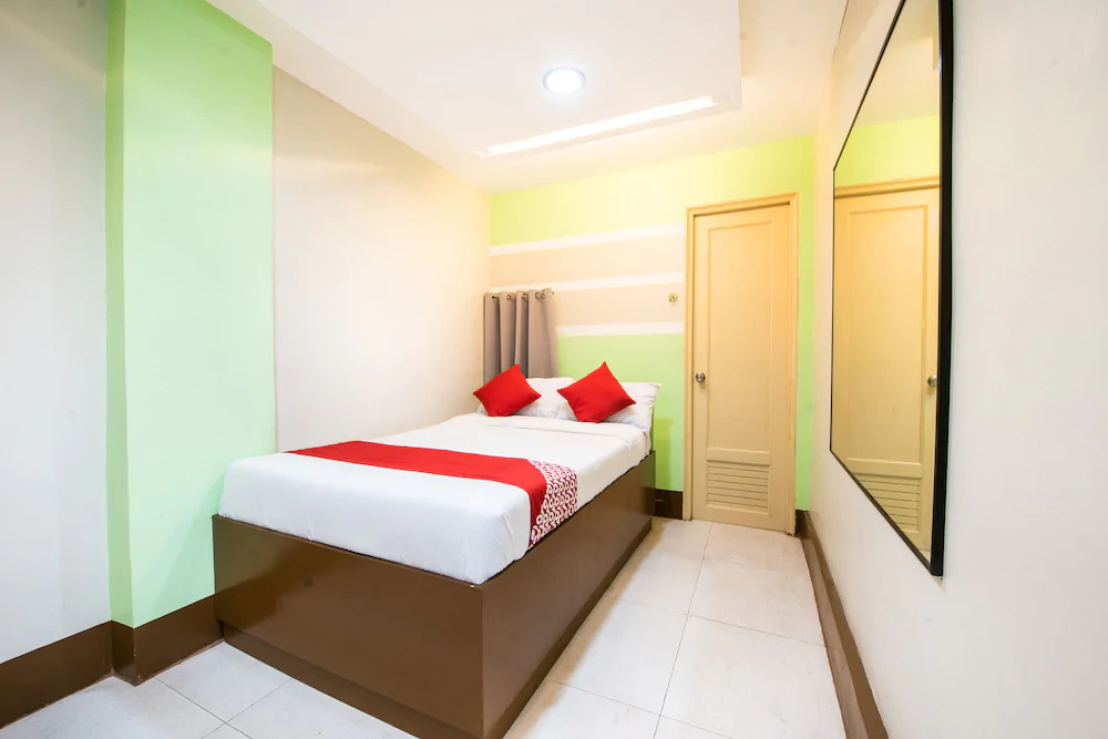 Pearl Blossom Hotel by OYO Rooms