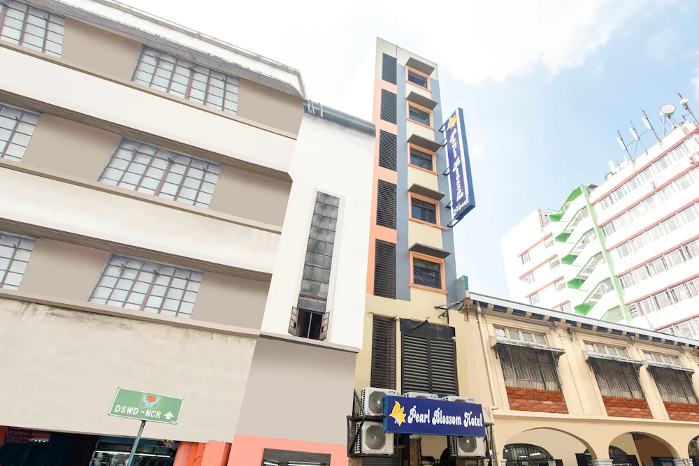 Pearl Blossom Hotel by OYO Rooms
