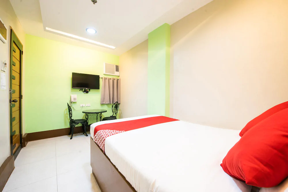 Pearl Blossom Hotel by OYO Rooms