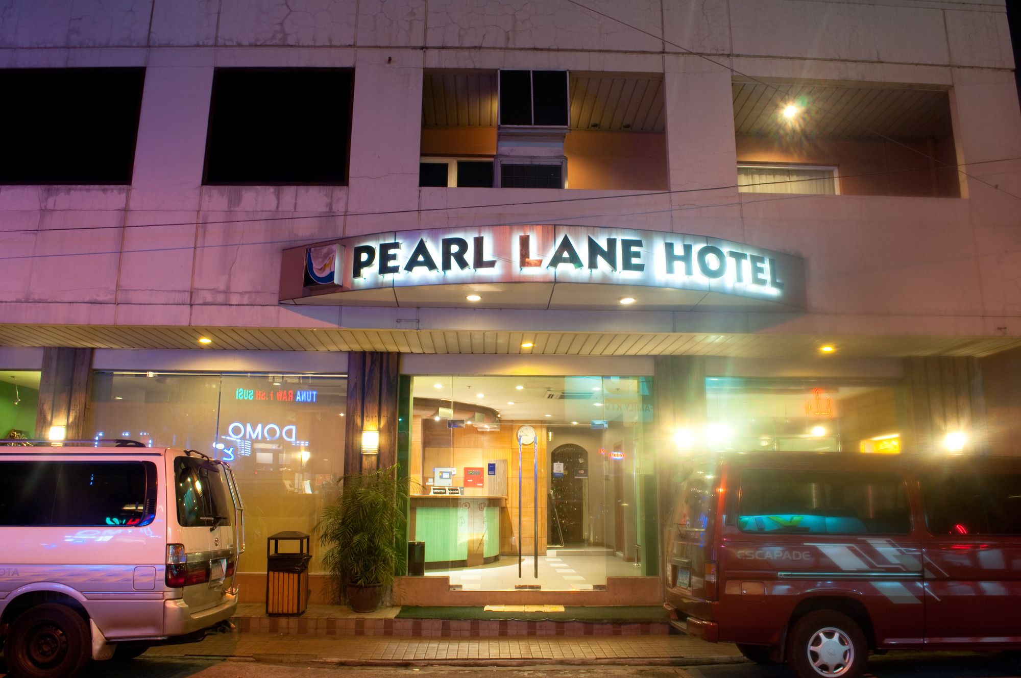 Pearl Lane