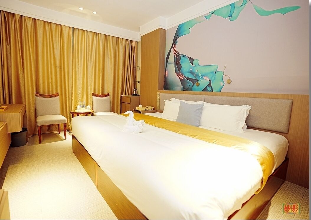 Pristine Hotel