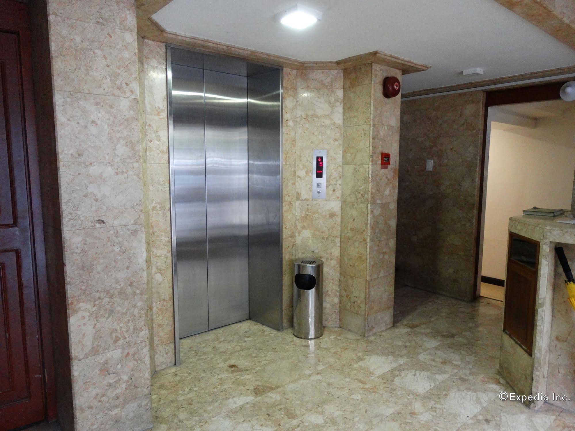 Ralph Anthony Suites