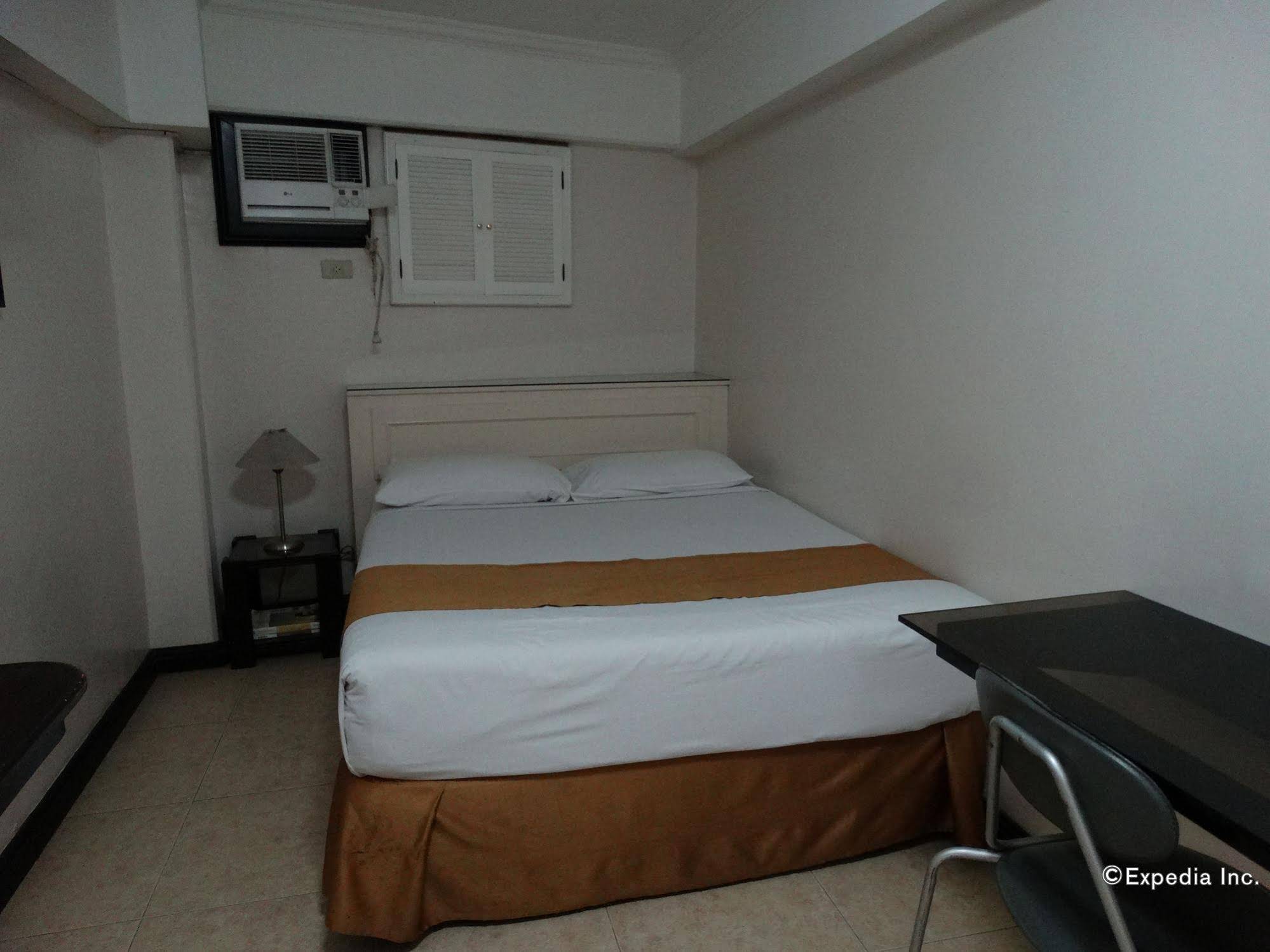 Ralph Anthony Suites
