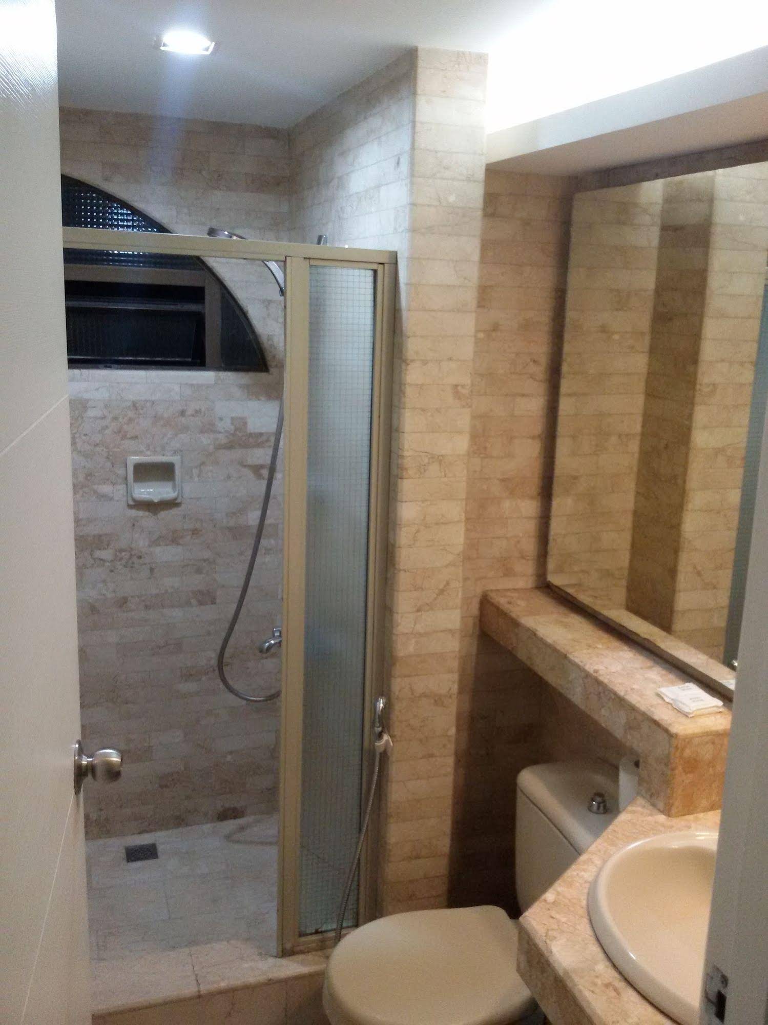 Ralph Anthony Suites