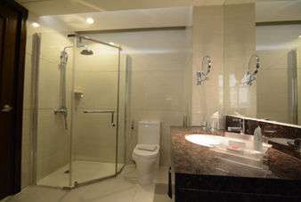 Ramada by Wyndham Manila Central