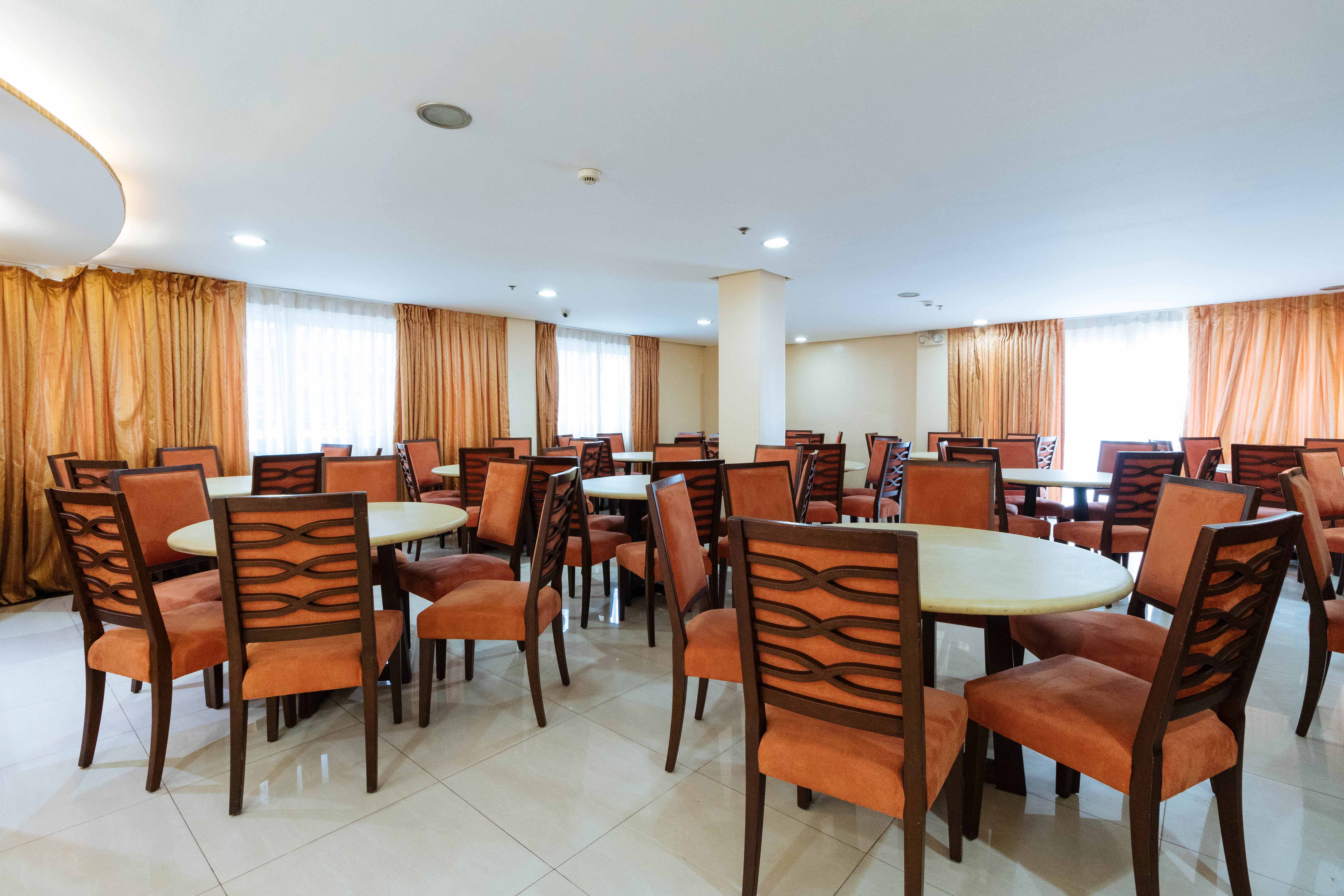 RedDoorz Plus near Vito Cruz Manila