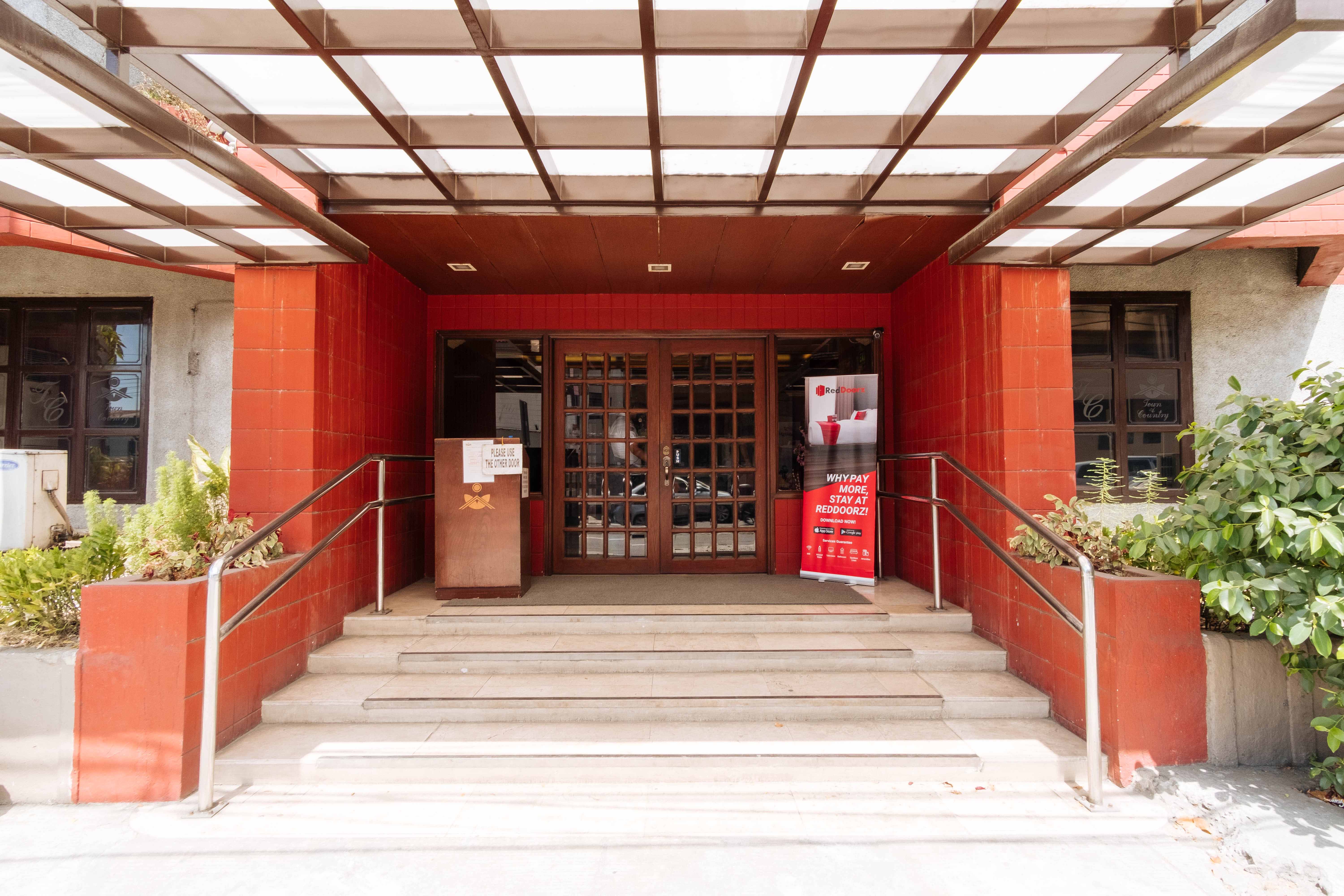 RedDoorz Plus @ V Mapa Extension Santa Mesa