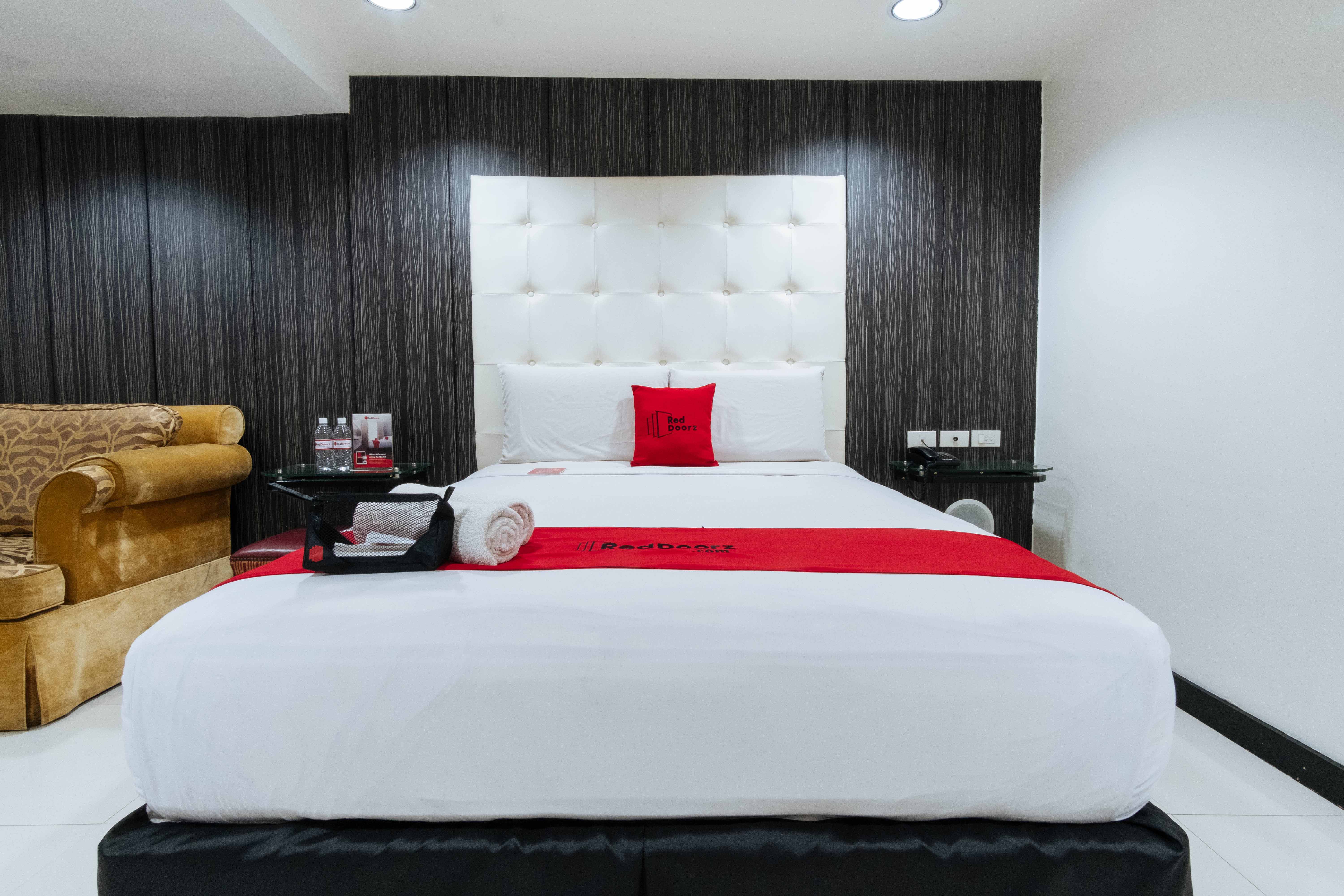 RedDoorz Plus @ V Mapa Extension Santa Mesa