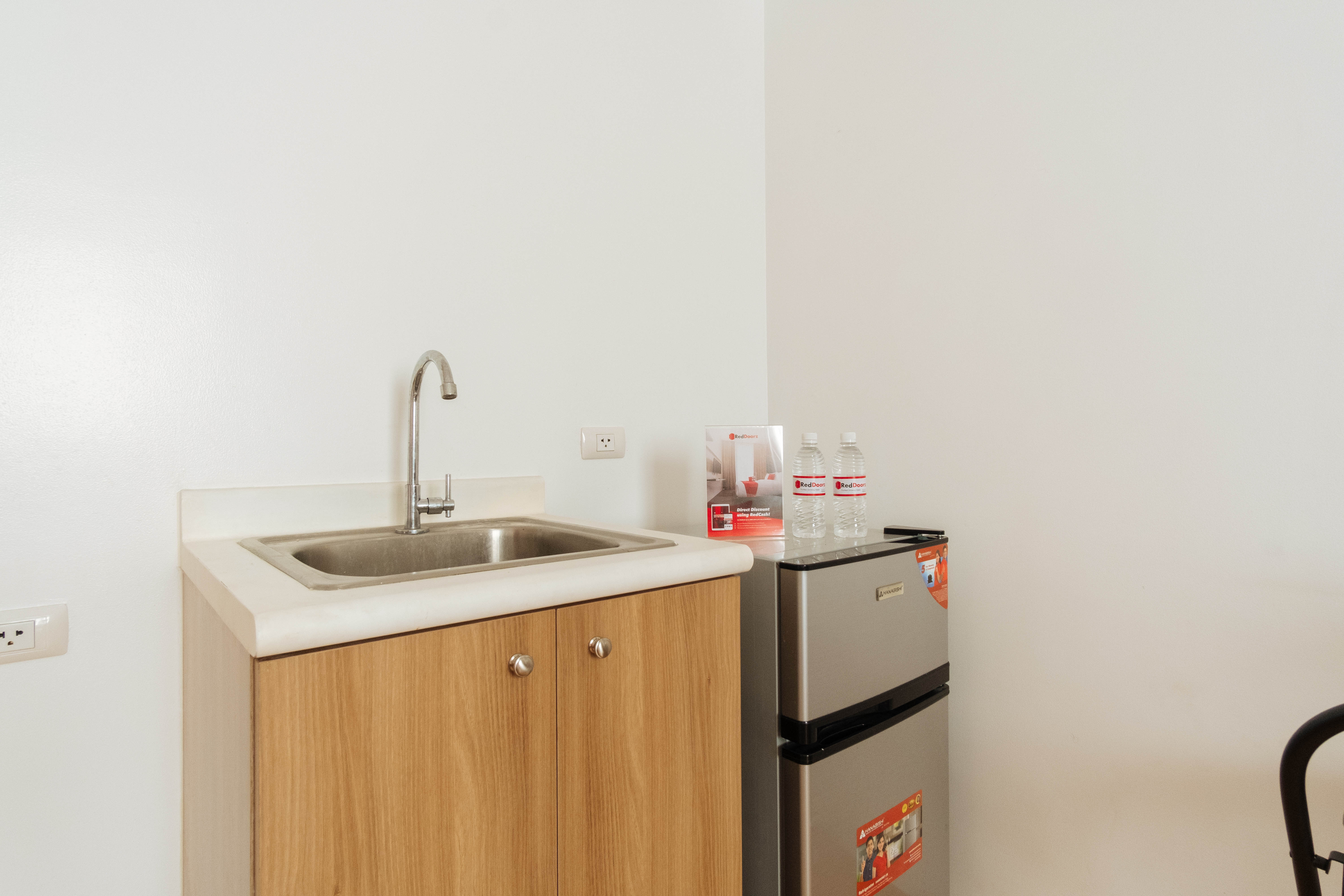 RedDoorz Premium @ Amaia Skies Avenida