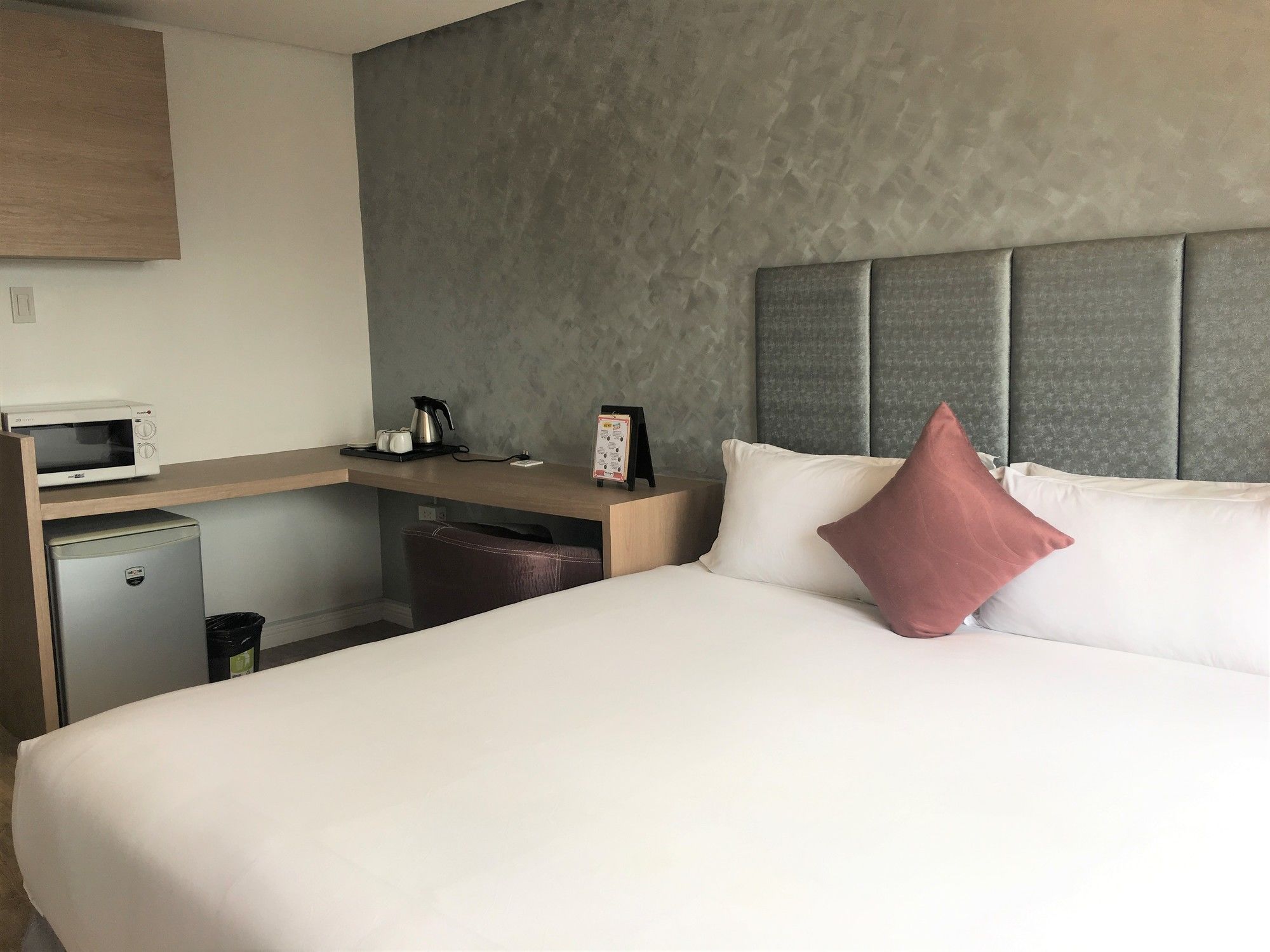 Regency Grand Suites