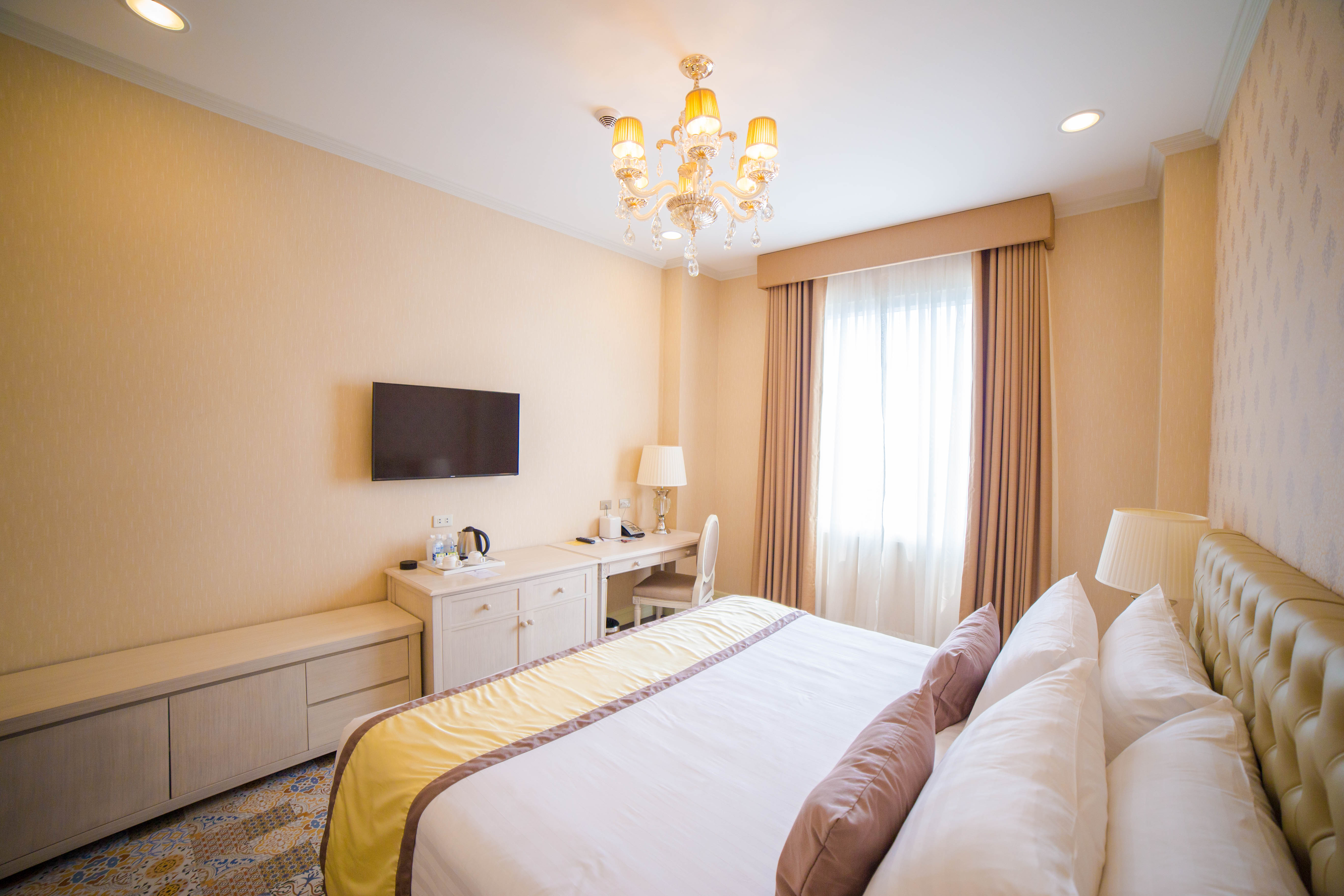 Rizal Park Hotel