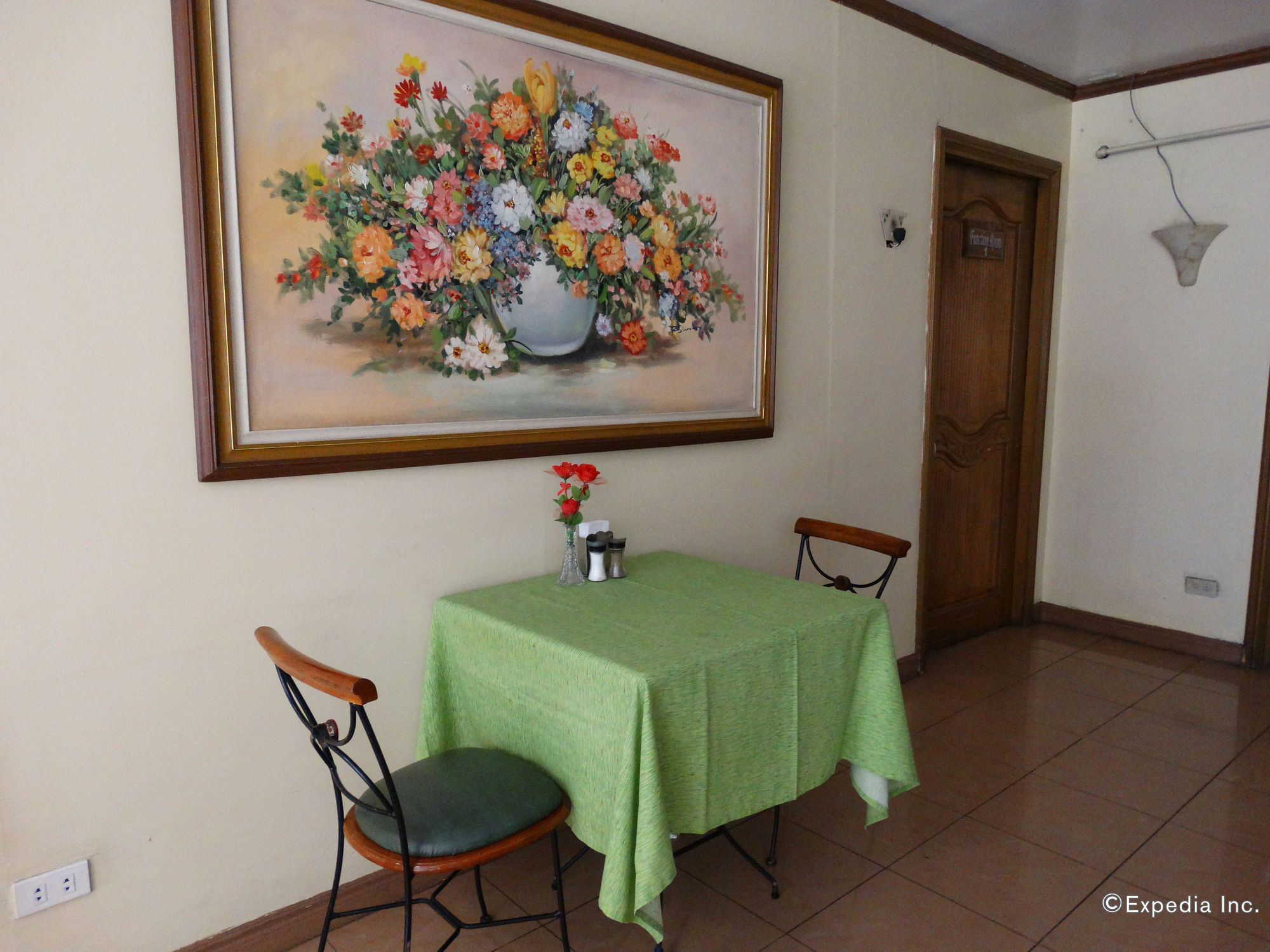 Rosa's Garden