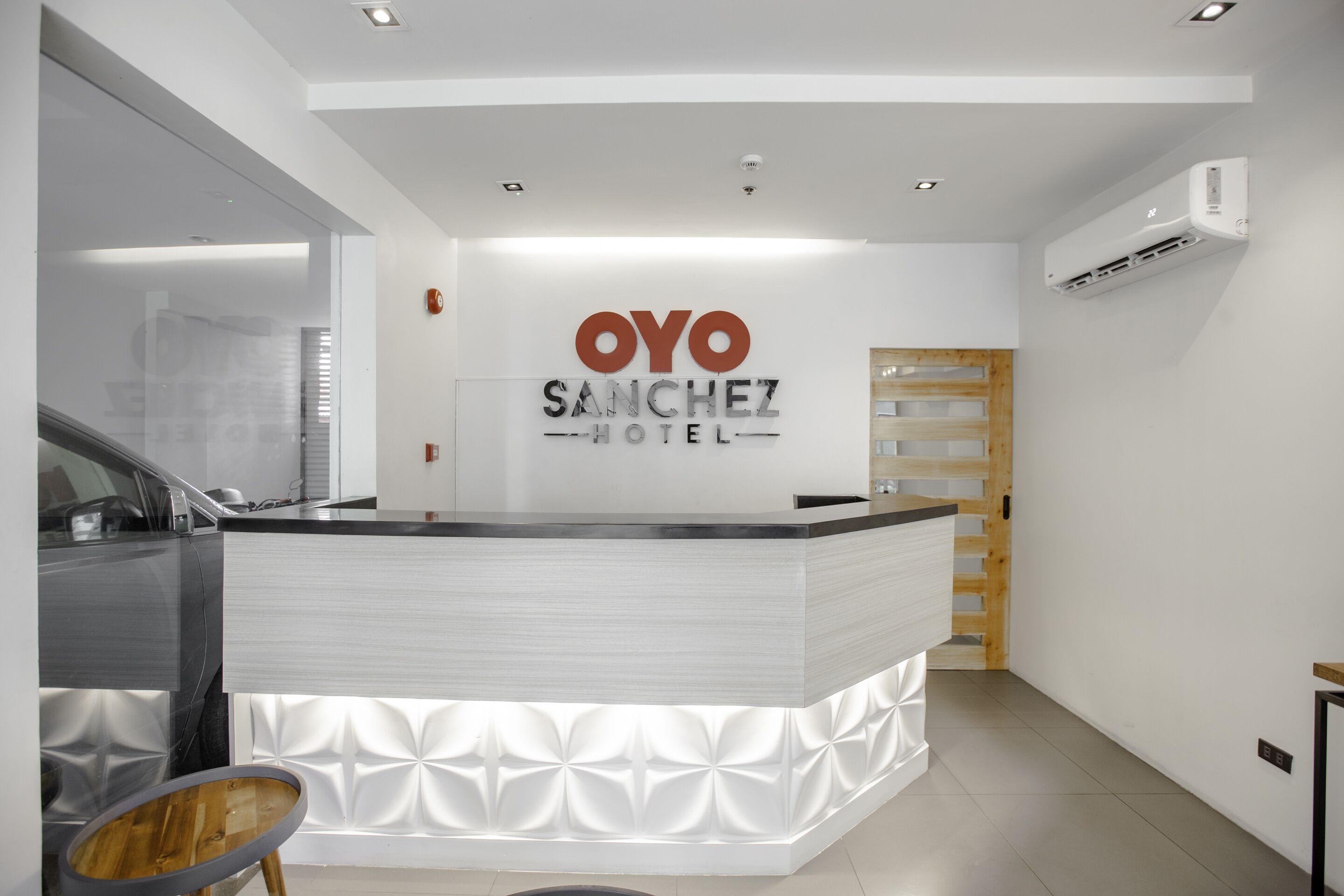 Sanchez Hotel by OYO Rooms