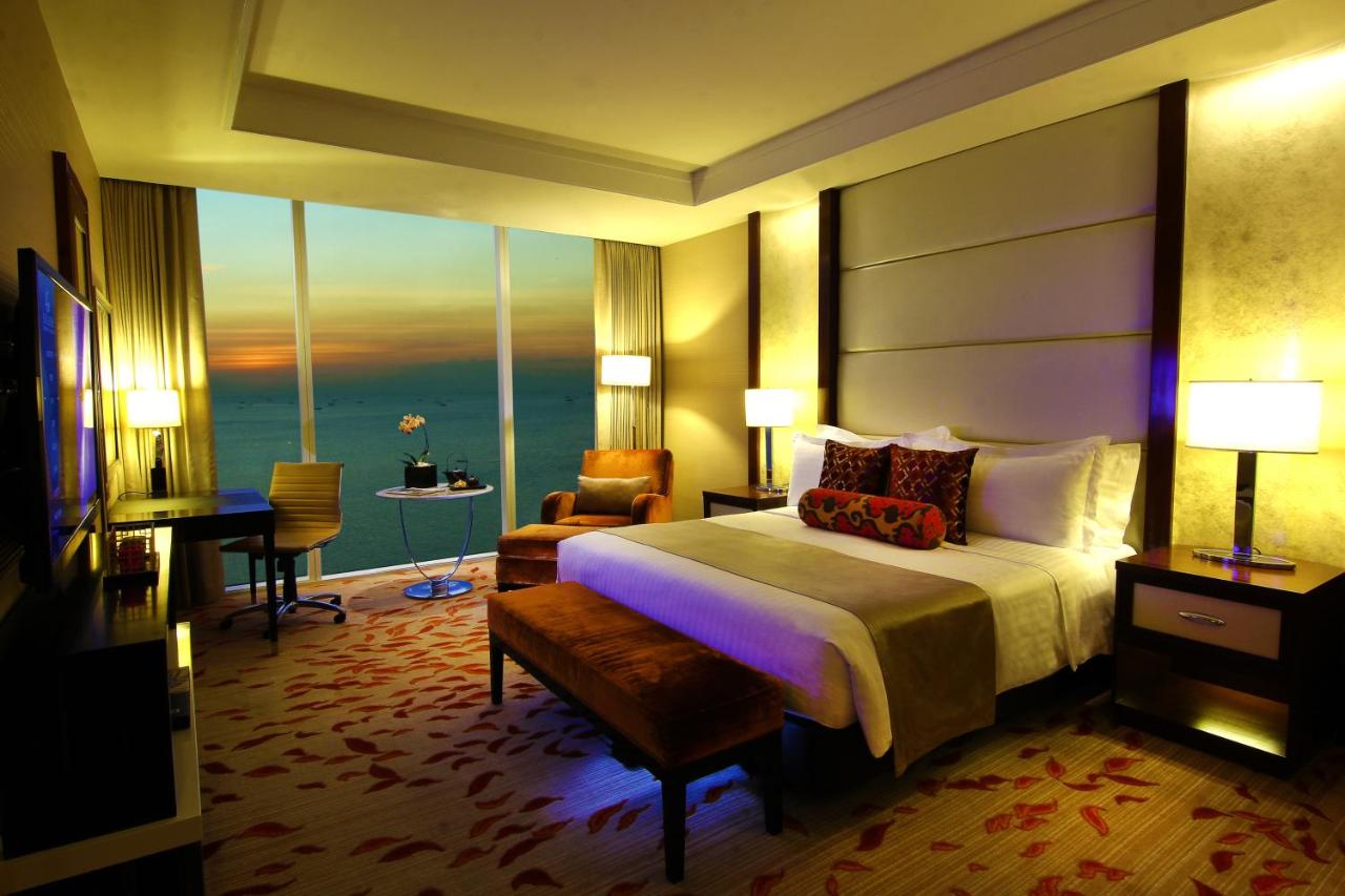Solaire Resort & Casino Manila