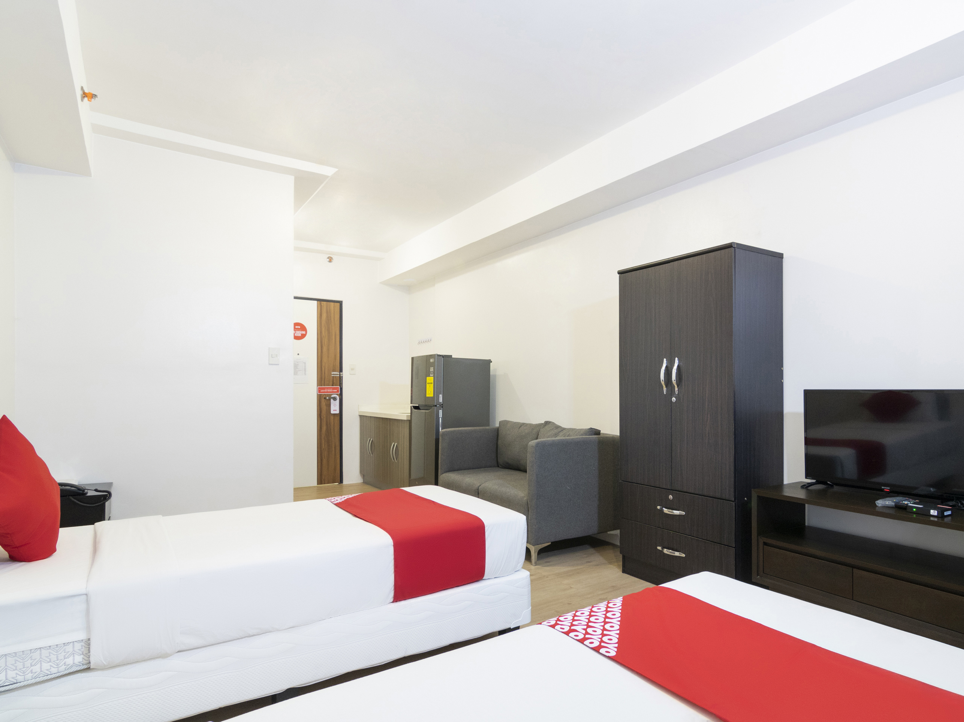 Studio A by OYO Rooms