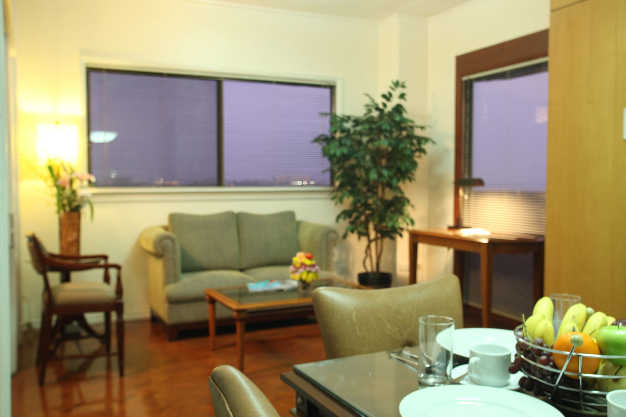 Sunny Bay Suites