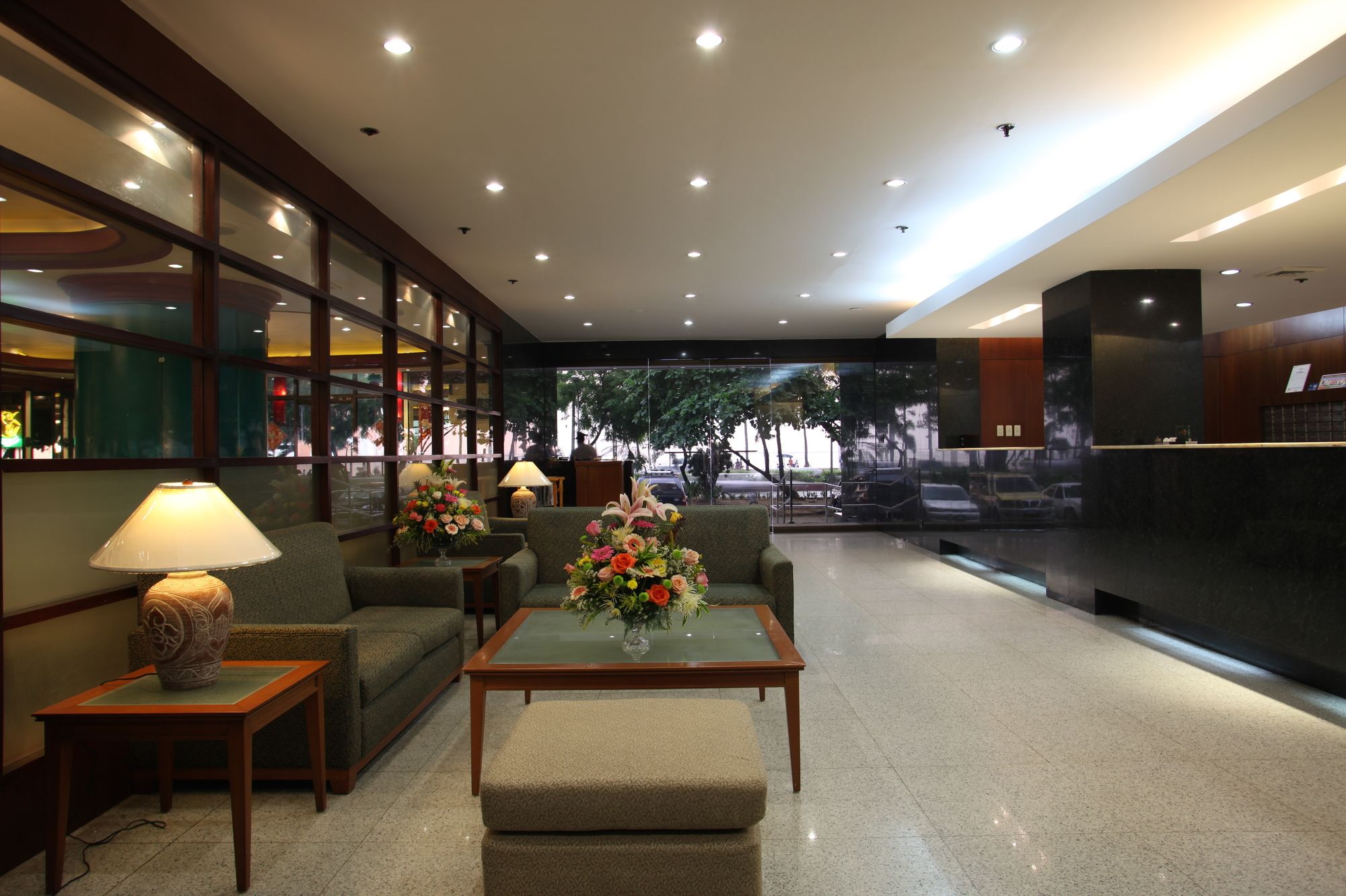 Sunny Bay Suites
