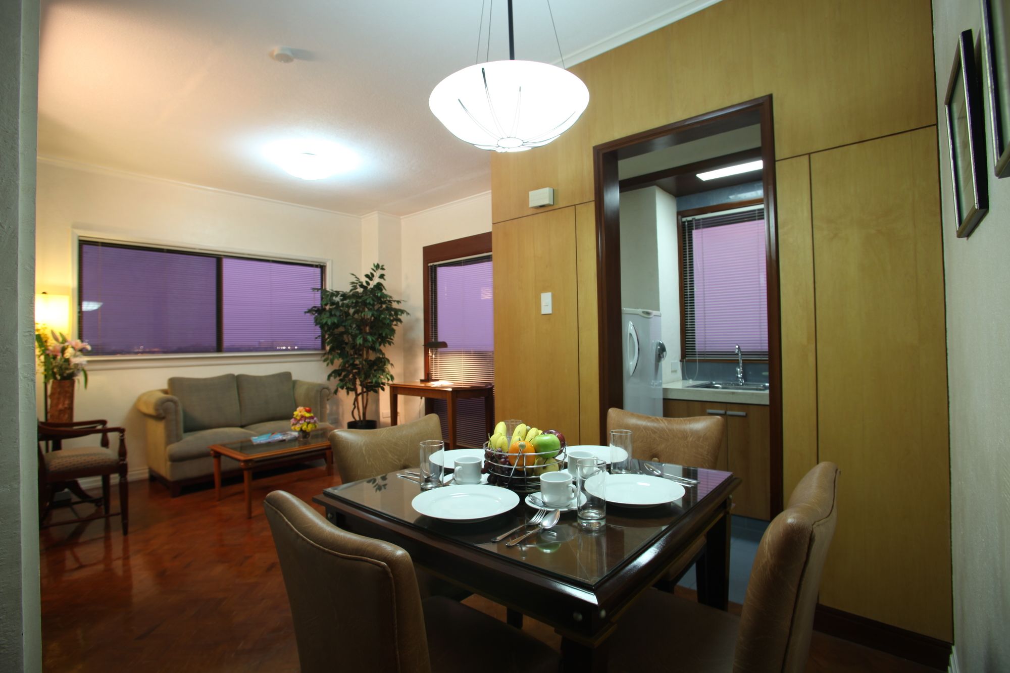 Sunny Bay Suites