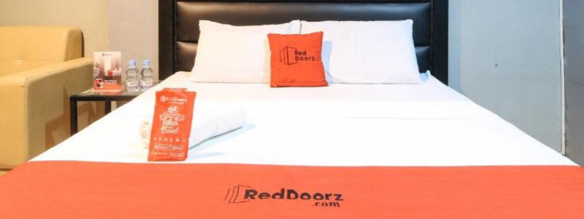 Sweet Hotel by RedDoorz