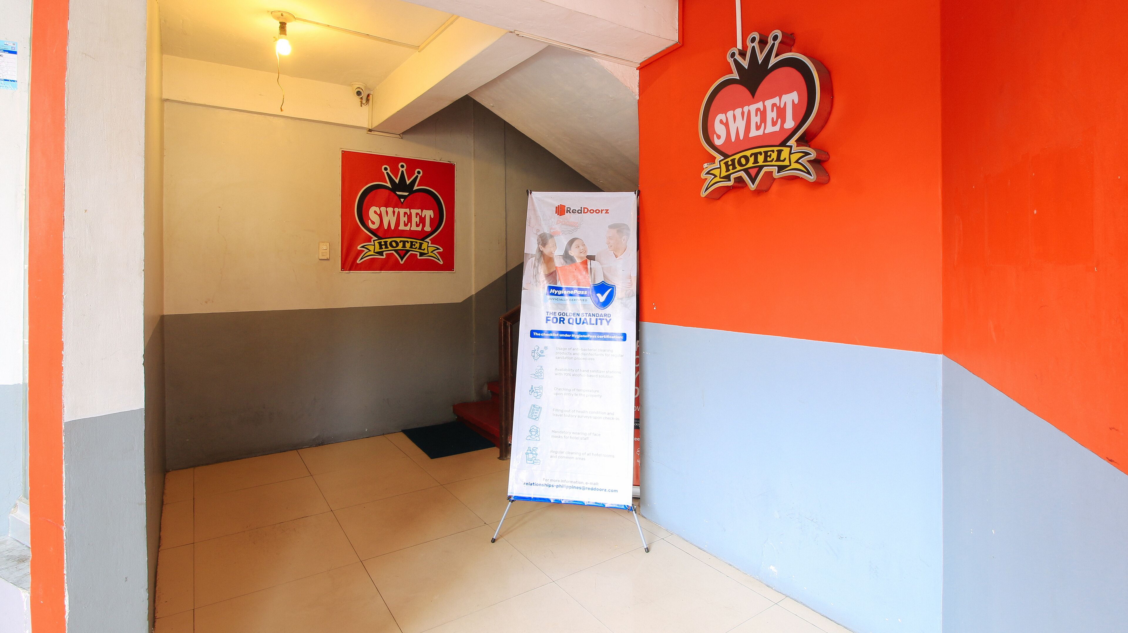 Sweet Hotel by RedDoorz