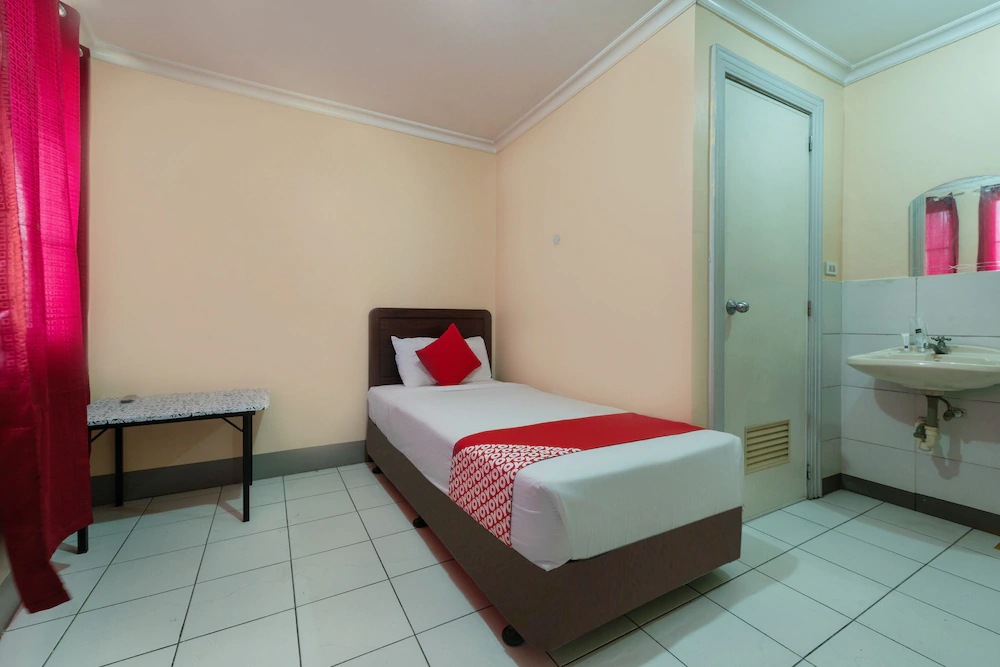 Tayuman Commercial Center by OYO Rooms