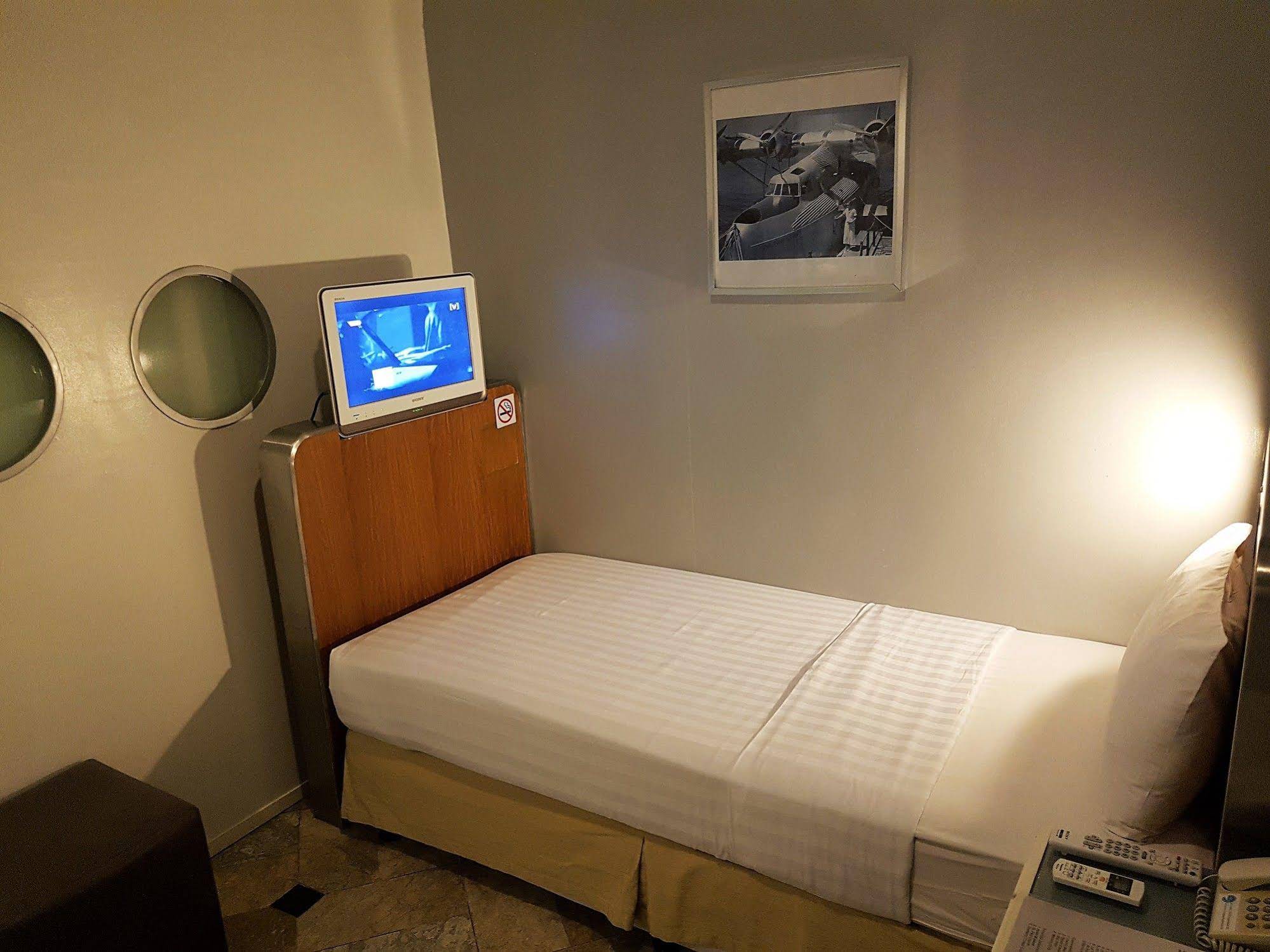 The Clipper Hotel