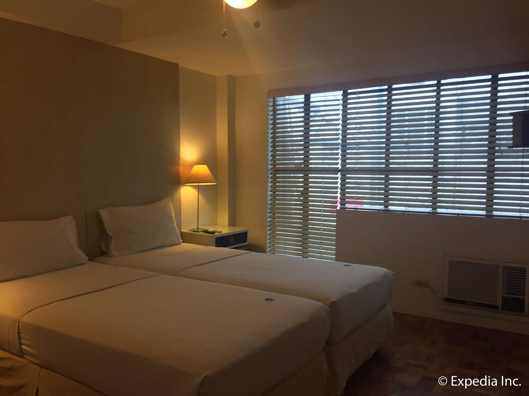 The Clipper Hotel