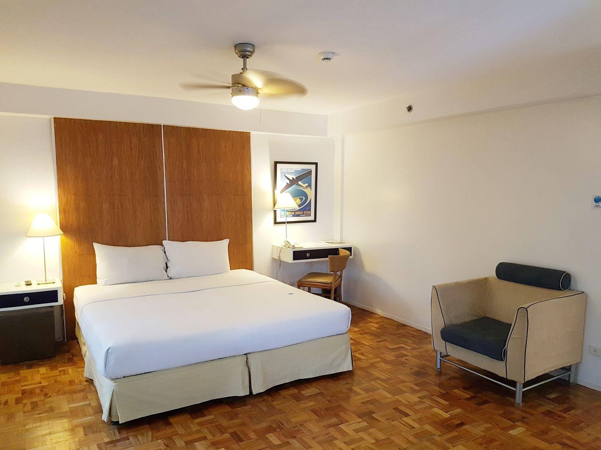The Clipper Hotel