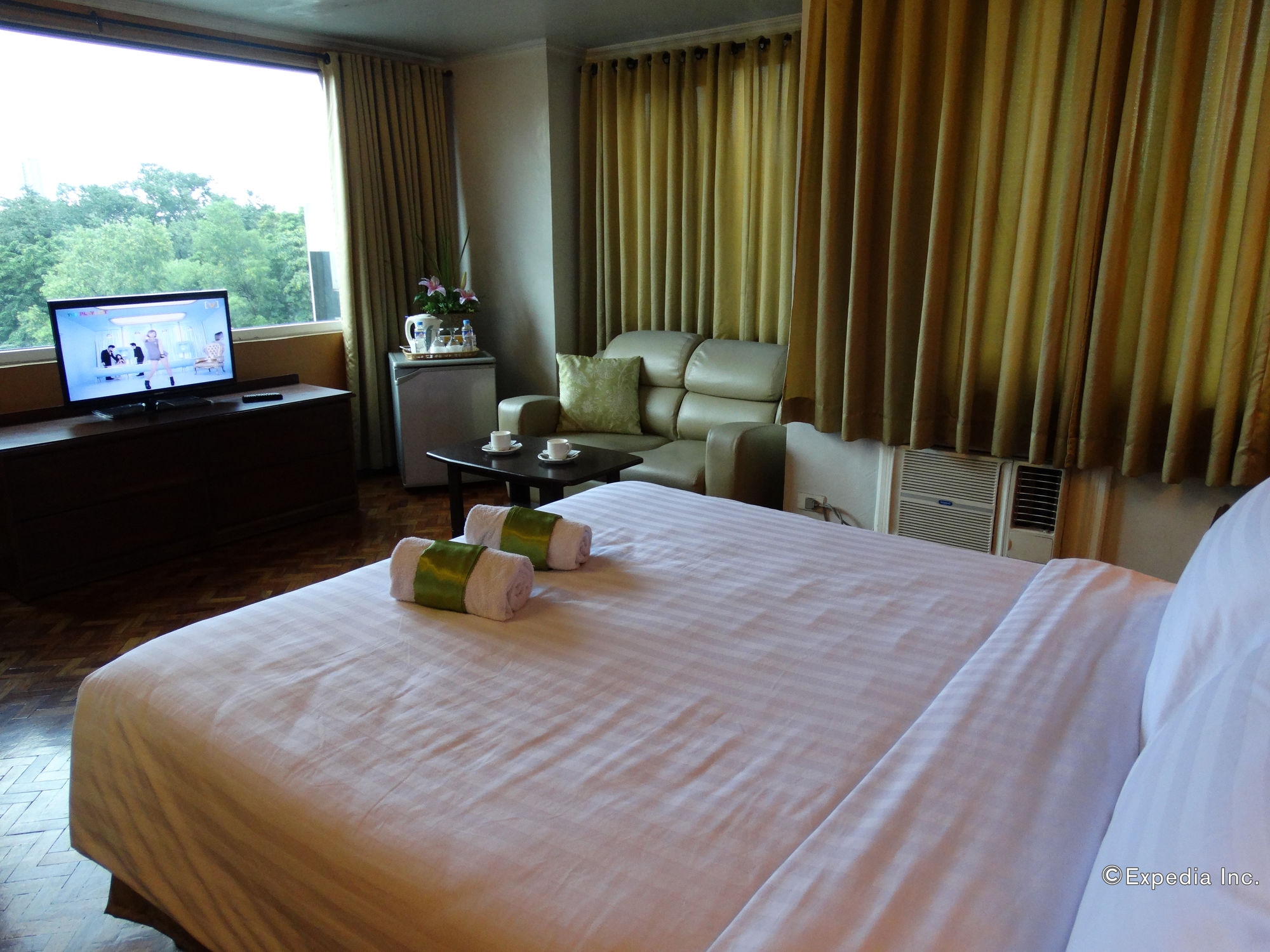 The Corporate Inn Hotel