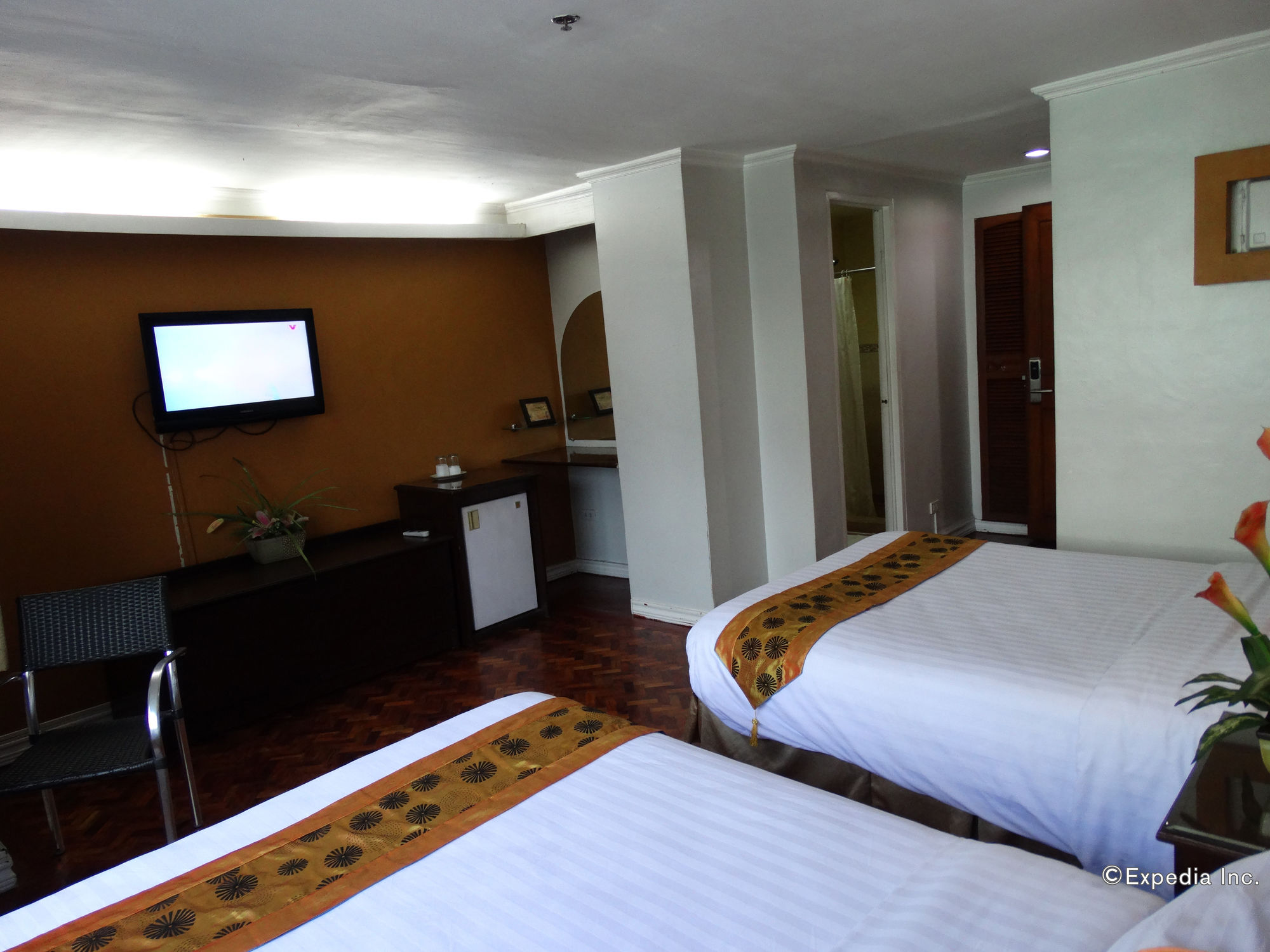 The Corporate Inn Hotel