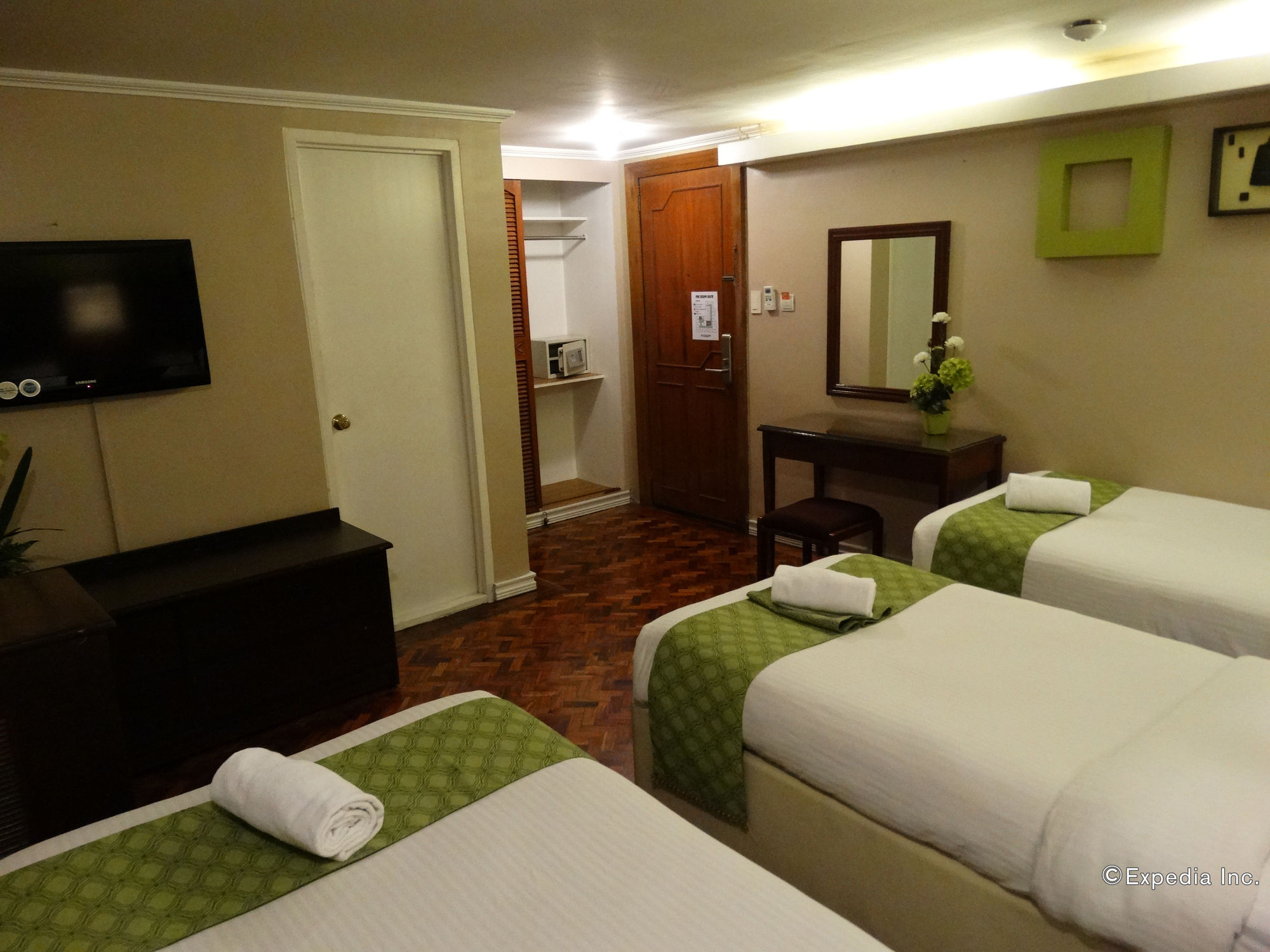 The Corporate Inn Hotel