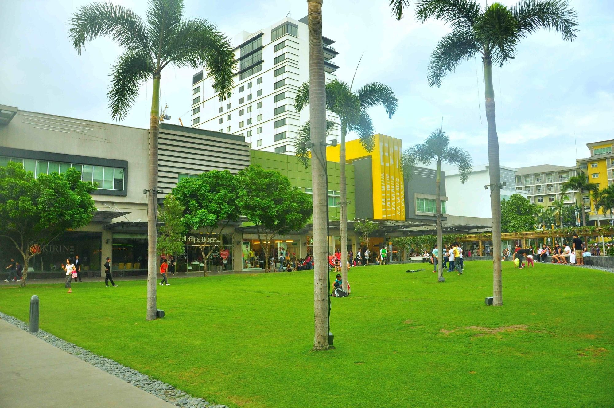 The Fort Budget Hotel - Bonifacio Global City