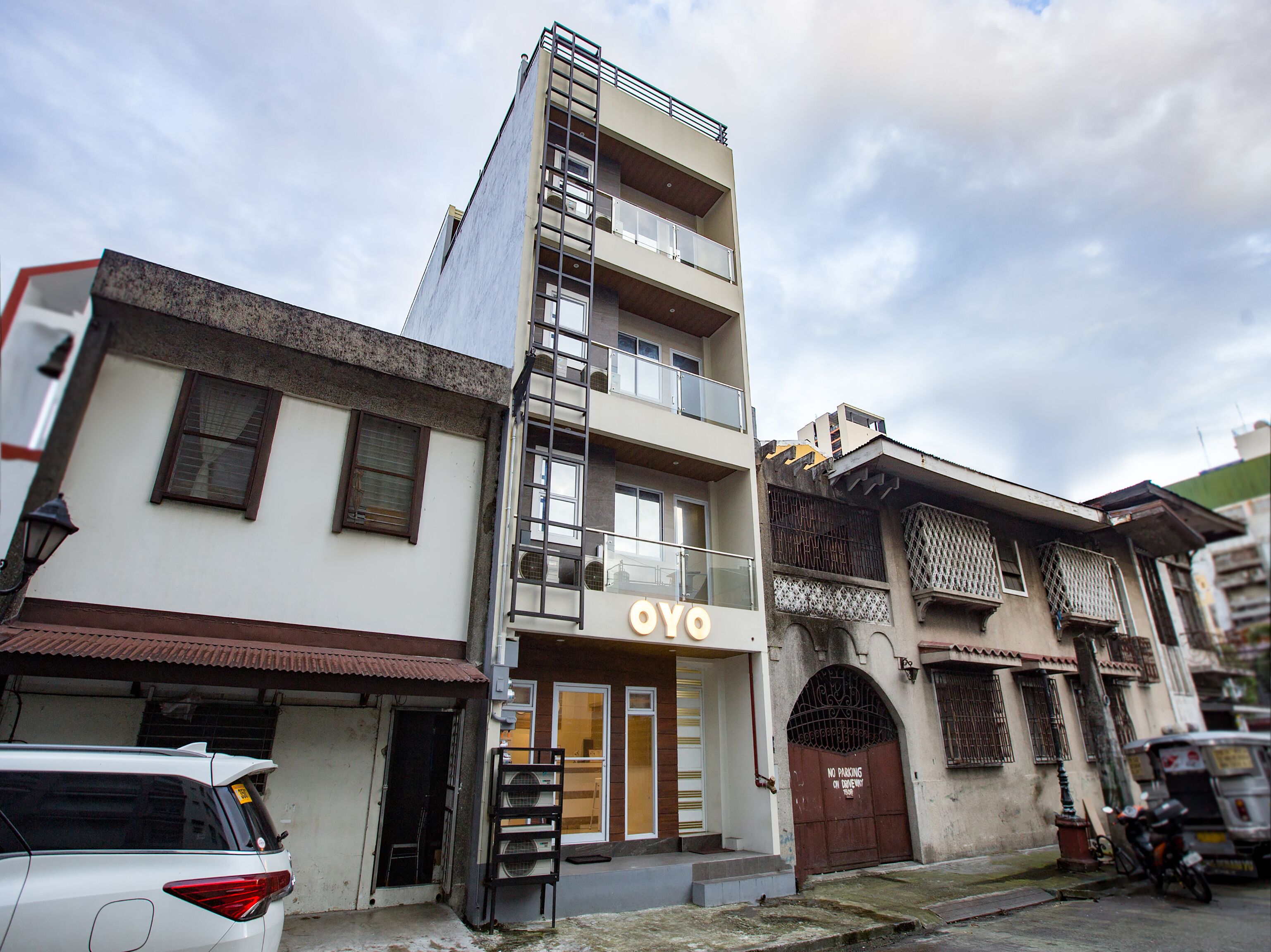 The Quarters by OYO Rooms