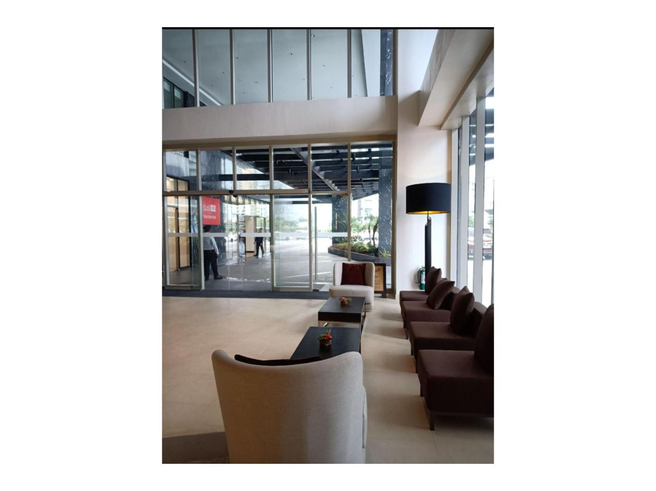 The Residences at Bonifacio Civic Center by OYO Rooms