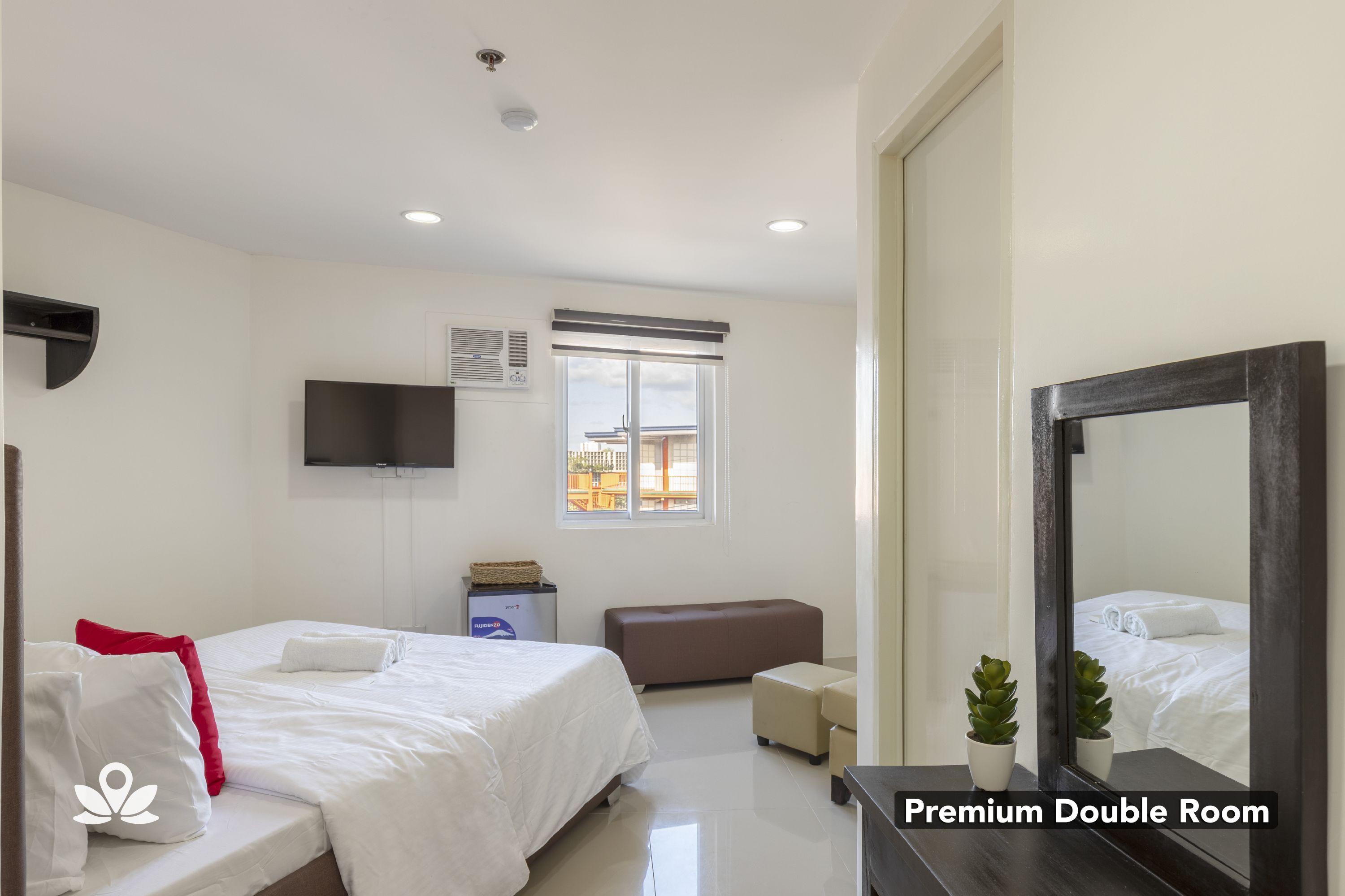 Triangle Hotel Manila By ZEN Rooms