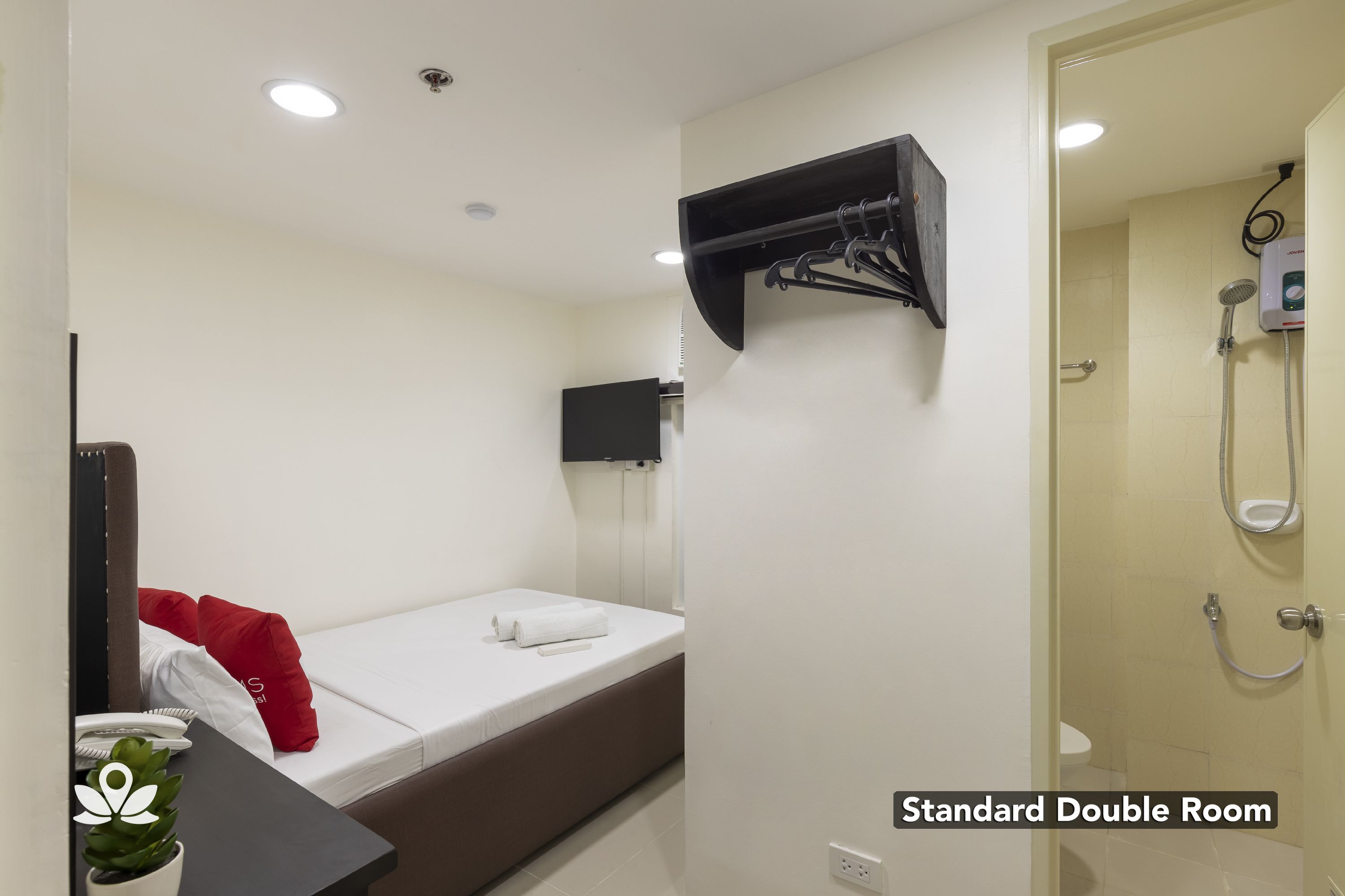 Triangle Hotel Manila By ZEN Rooms