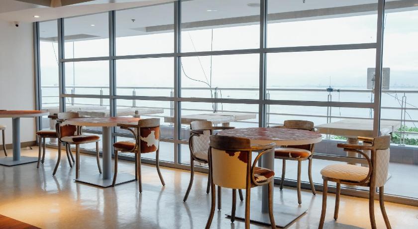 TRYP by Wyndham Mall of Asia Manila
