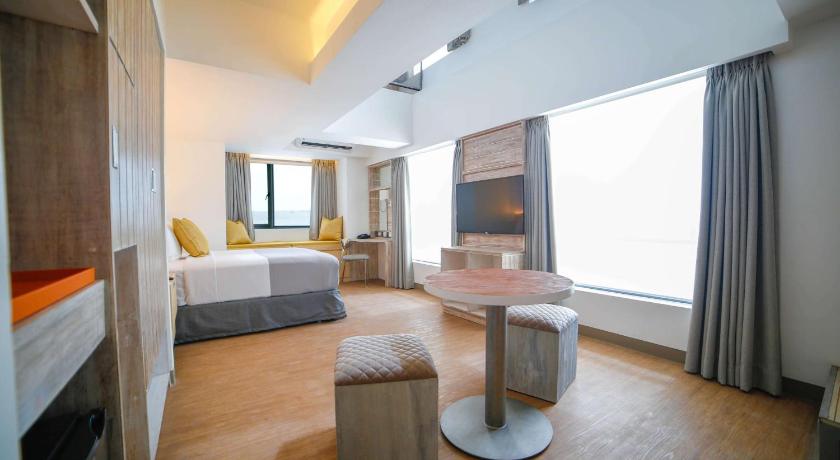 TRYP by Wyndham Mall of Asia Manila