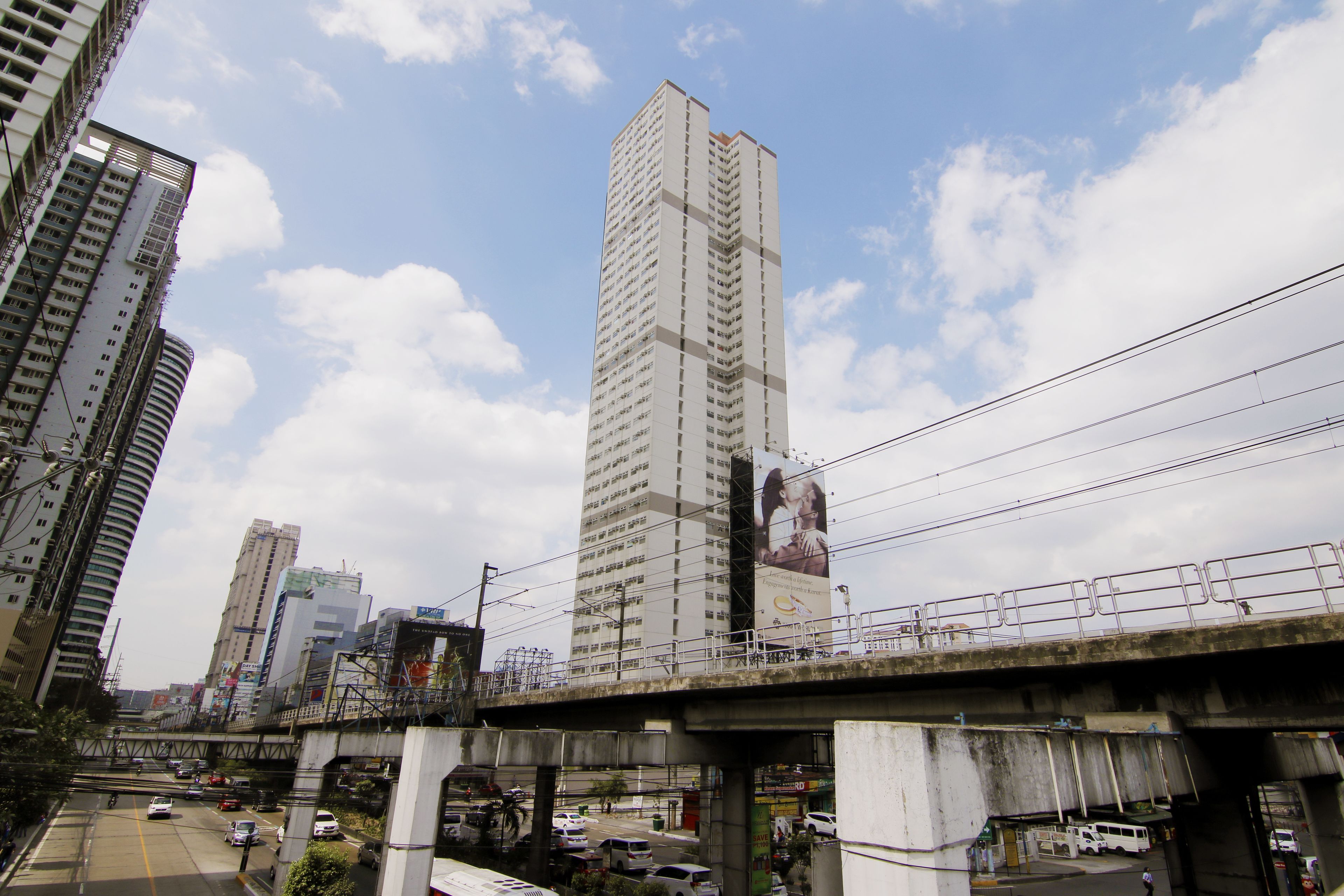 Urban Deca Tower Edsa