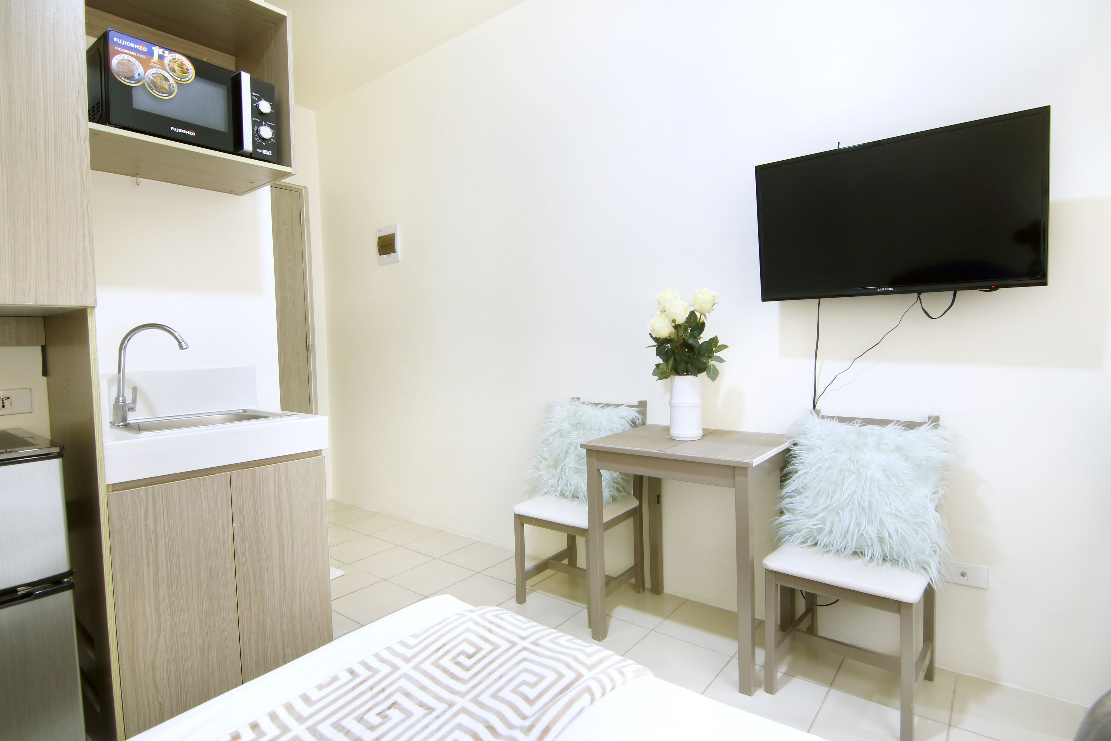 Urban Deca Tower Edsa
