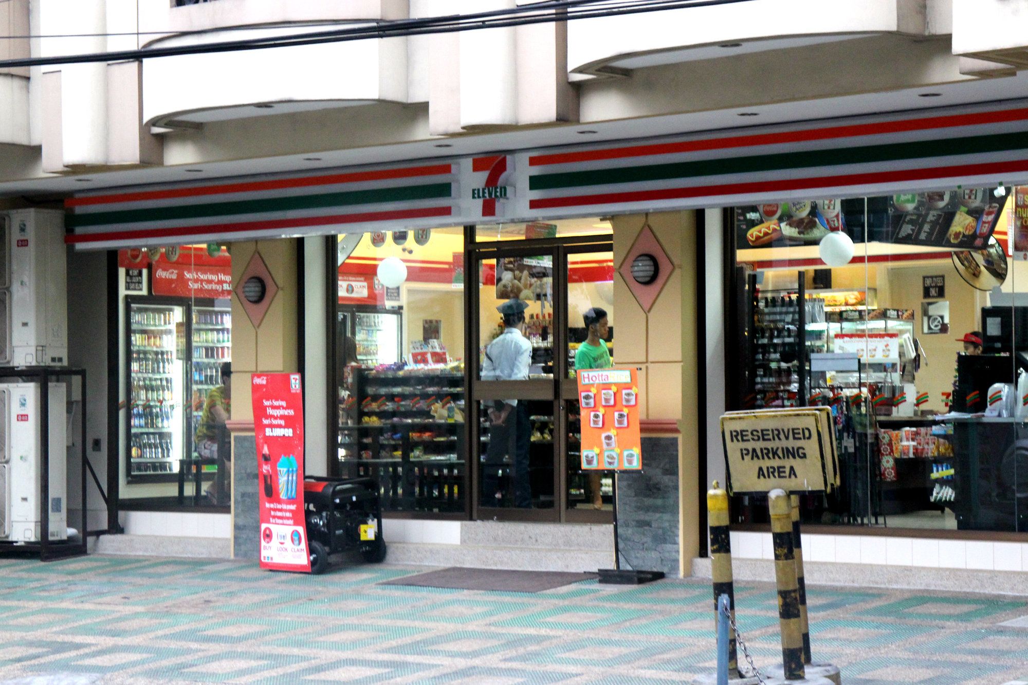 Urban Hostel Makati