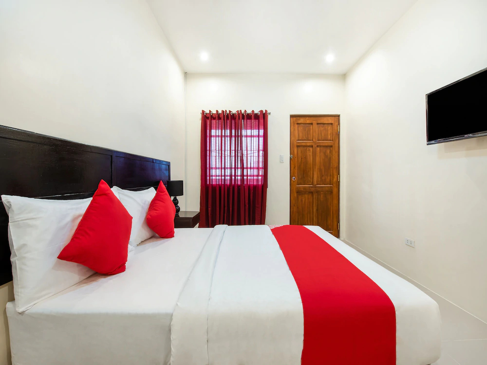 V-Cat Apartelle by OYO Rooms